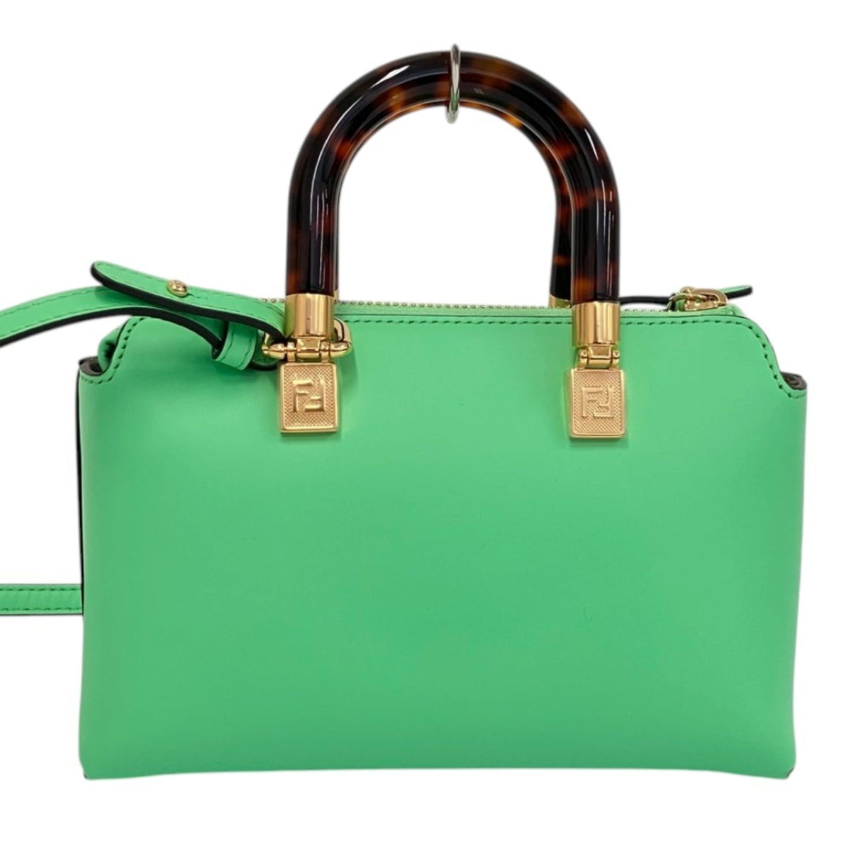 Fendi Light Green Leather Shoulder Bag (Pre-Owned)