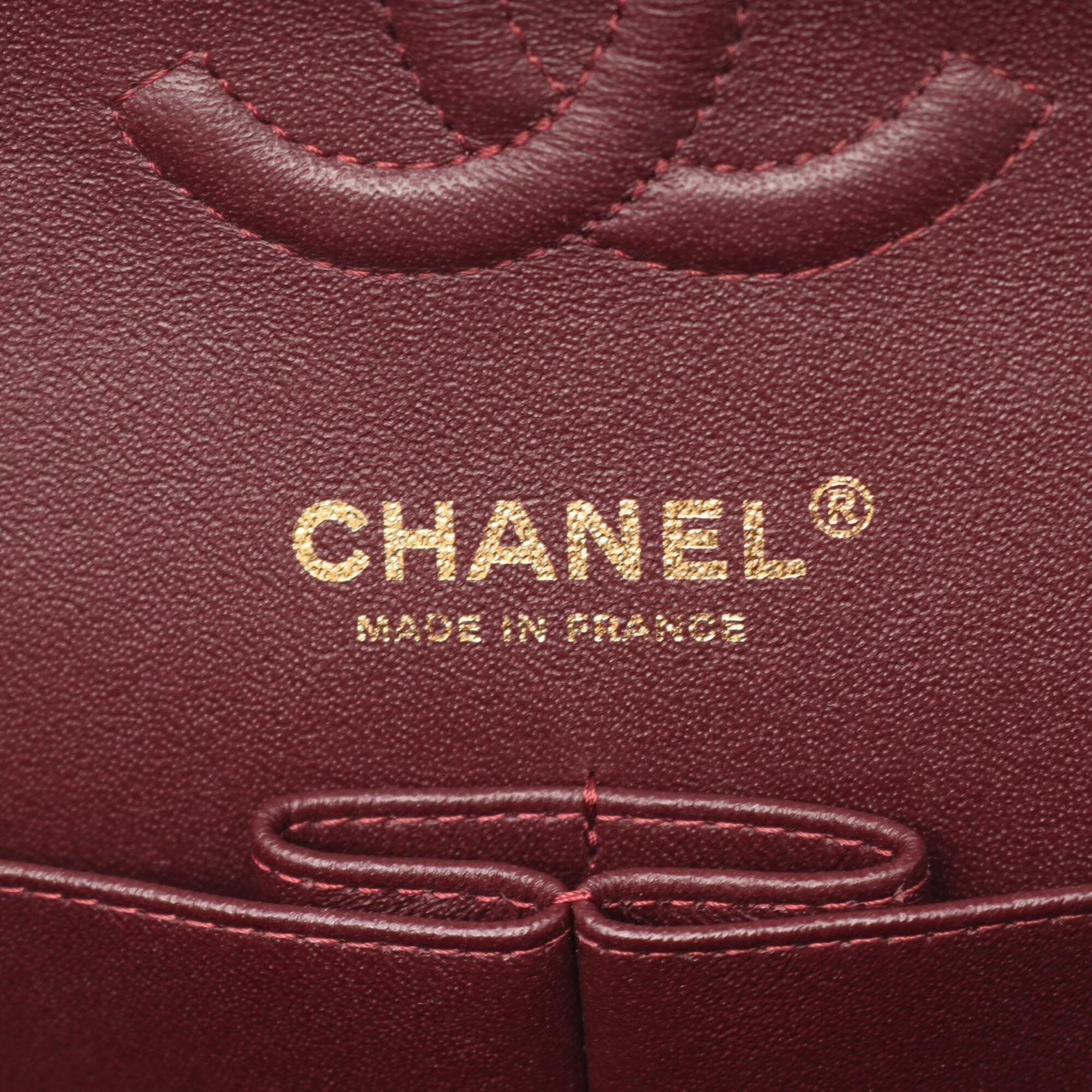 Chanel Black Grained Calfskin Handbag Shoulder Bag (Pre-Owned)