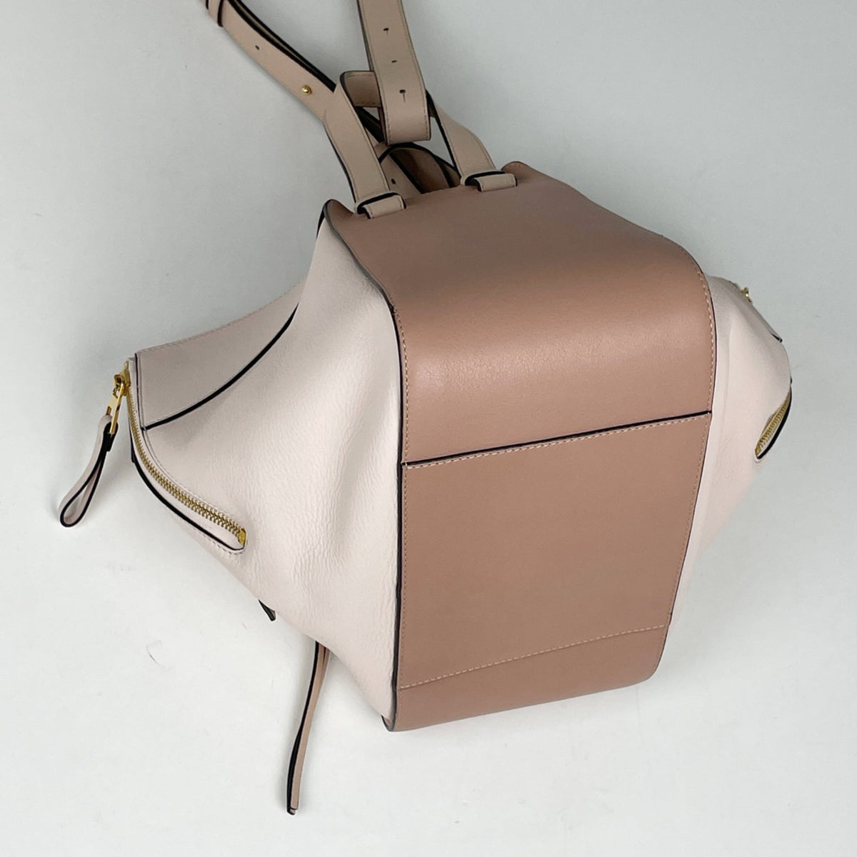 Loewe Pink Pink Beige Leather Shoulder Bag (Pre-Owned)