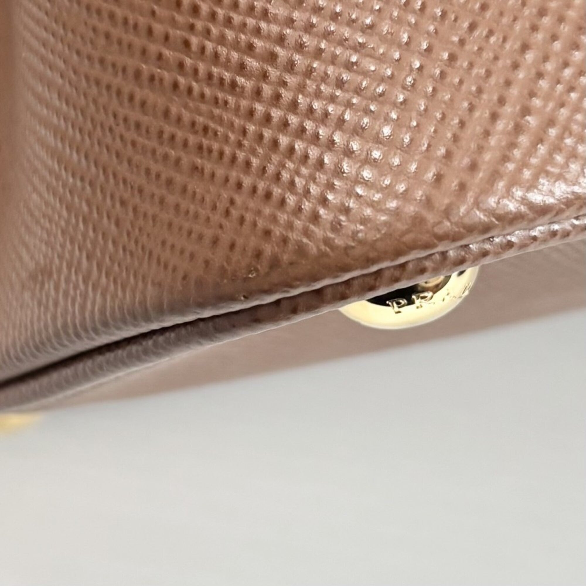 Prada Brown Leather Handbag Tote Bag (Pre-Owned)