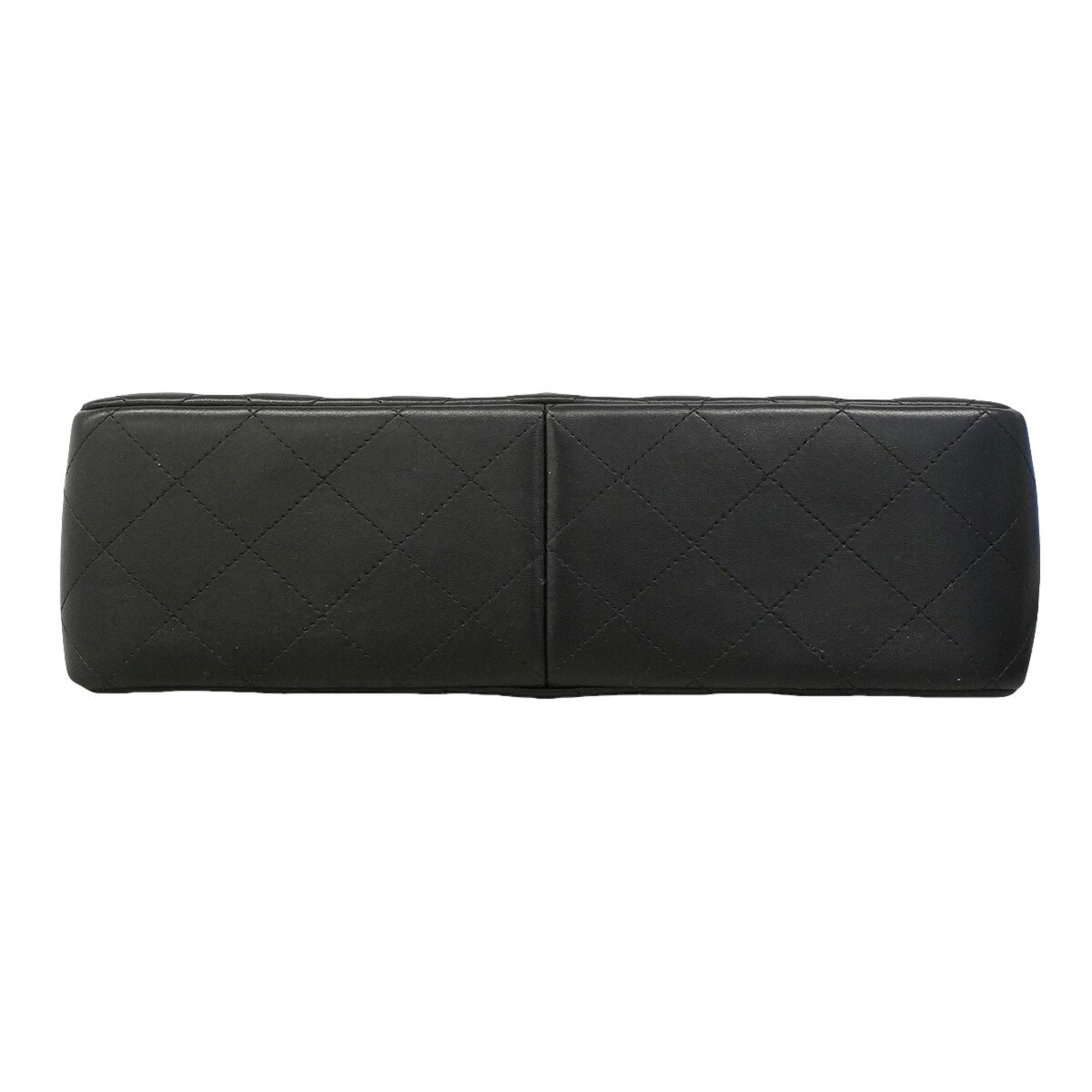 Chanel Black Leather Shoulder Bag (Pre-Owned)