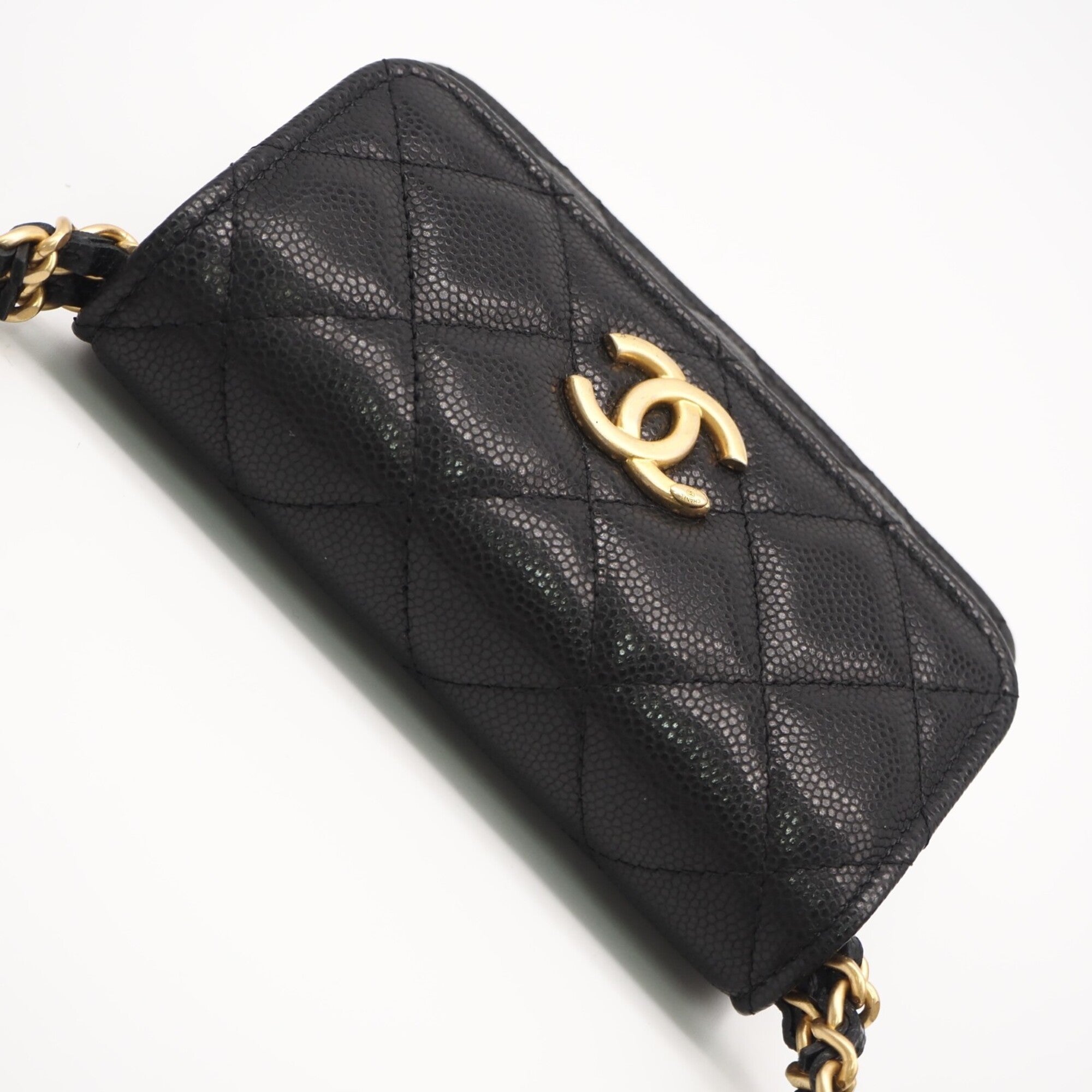Chanel Matelasse Black Grained Calfskin Shoulder Bag (Pre-Owned)
