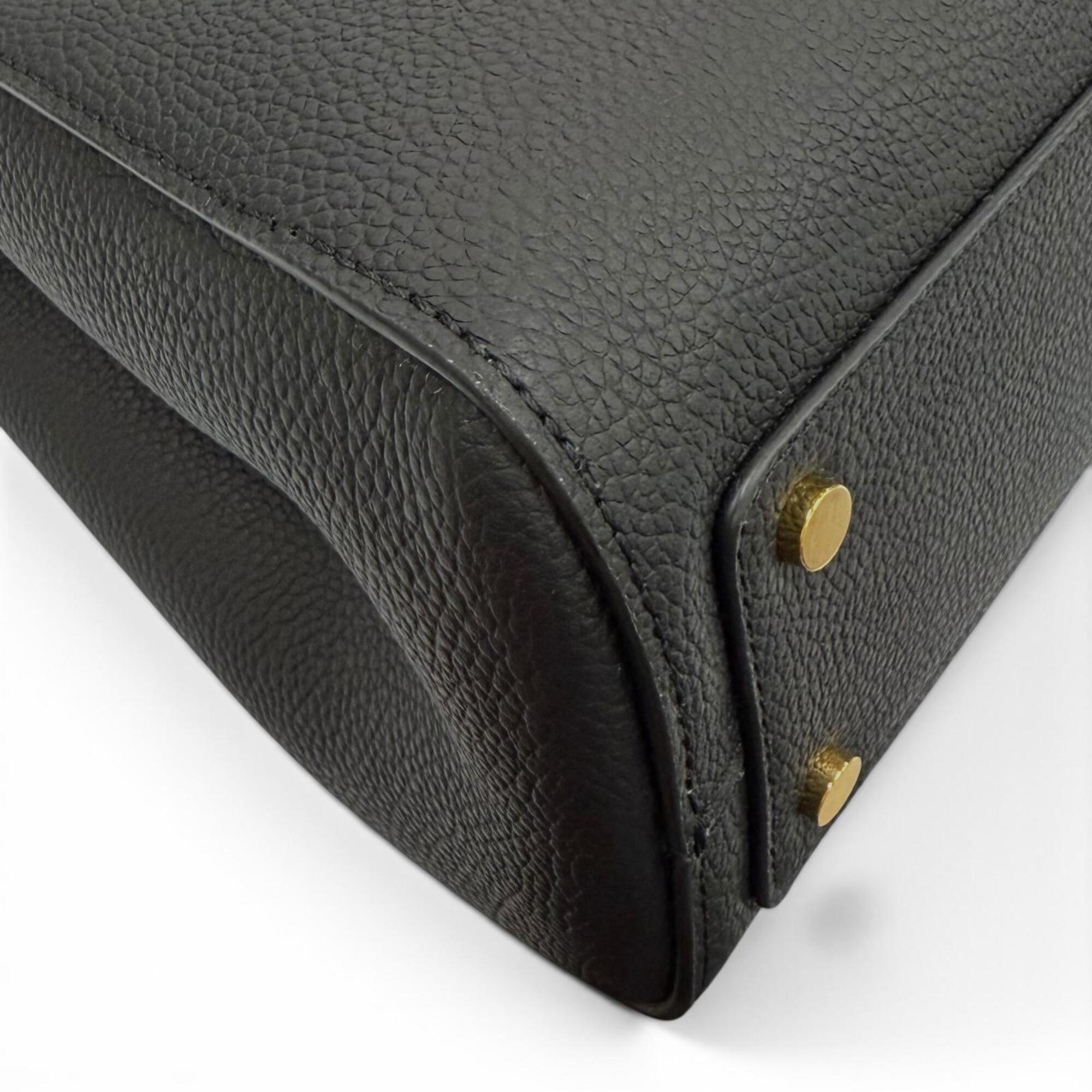 Marni Black Leather Tote Bag (Pre-Owned)
