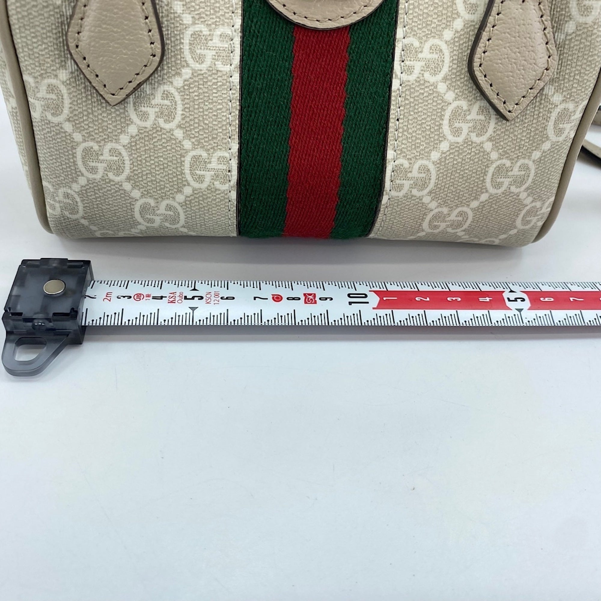 Gucci Sherry Line Beige Handbag (Pre-Owned)