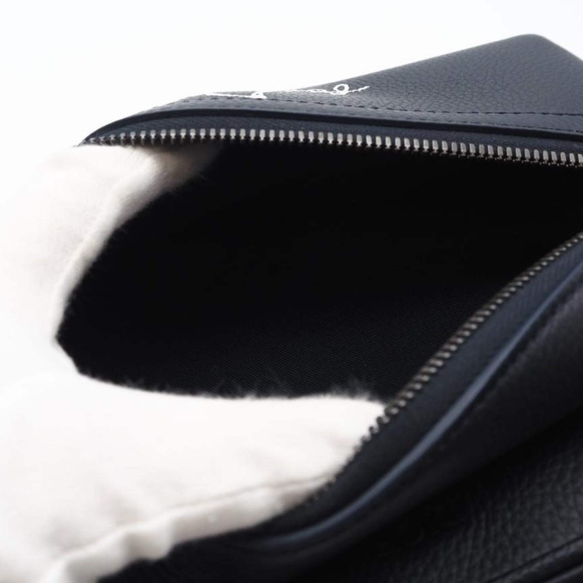 Christian Dior Navy Leather Messenger Bag Shoulder Bag (Pre-Owned)