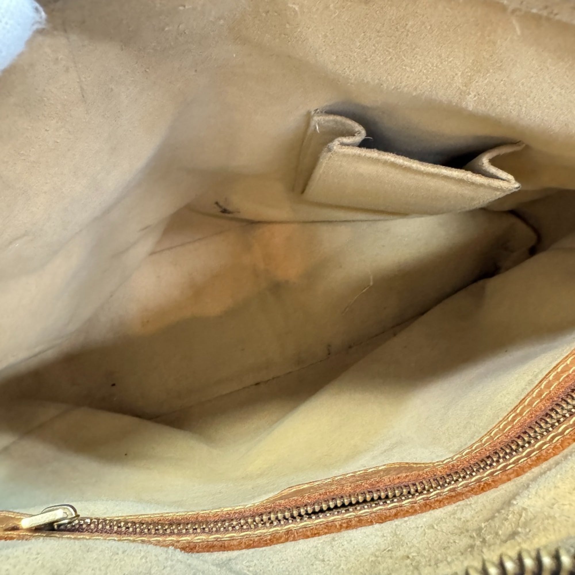 Louis Vuitton Brown Monogram Leather Pvc Handbag (Pre-Owned)