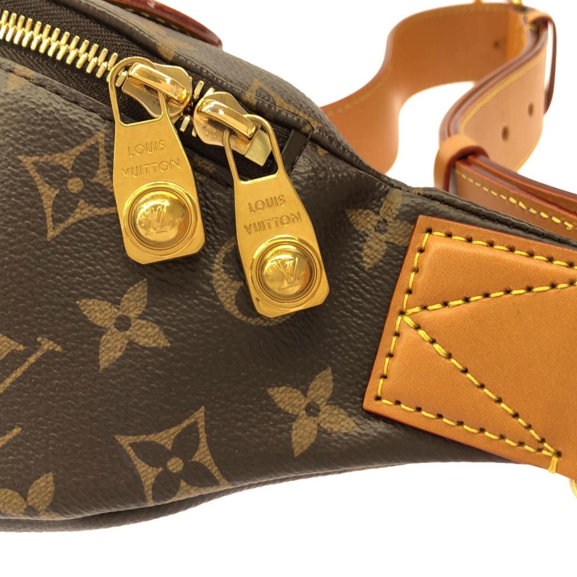 Louis Vuitton Brown Coated Canvas Shoulder Bag (Pre-Owned)