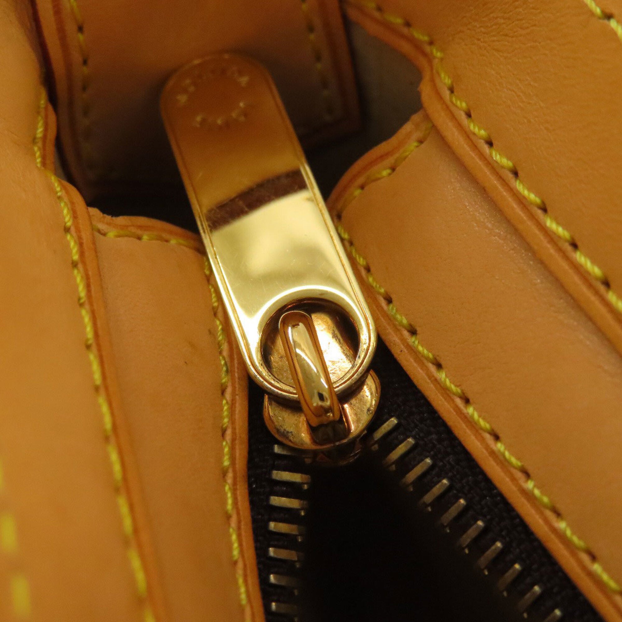 Louis Vuitton Brown Monogram Monogram Canvas Shoulder Bag (Pre-Owned)