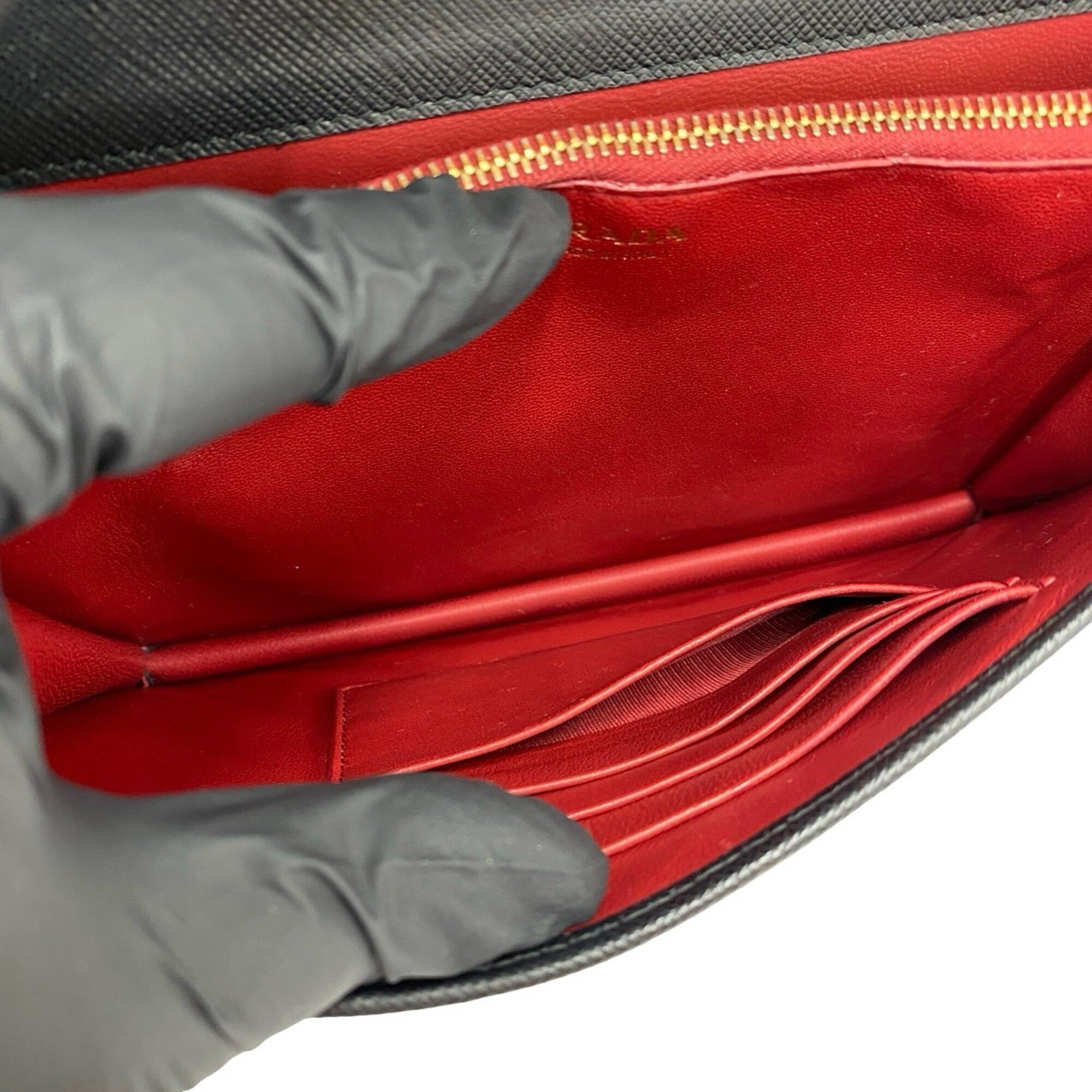 Prada Black Leather Pochette Shoulder Bag (Pre-Owned)