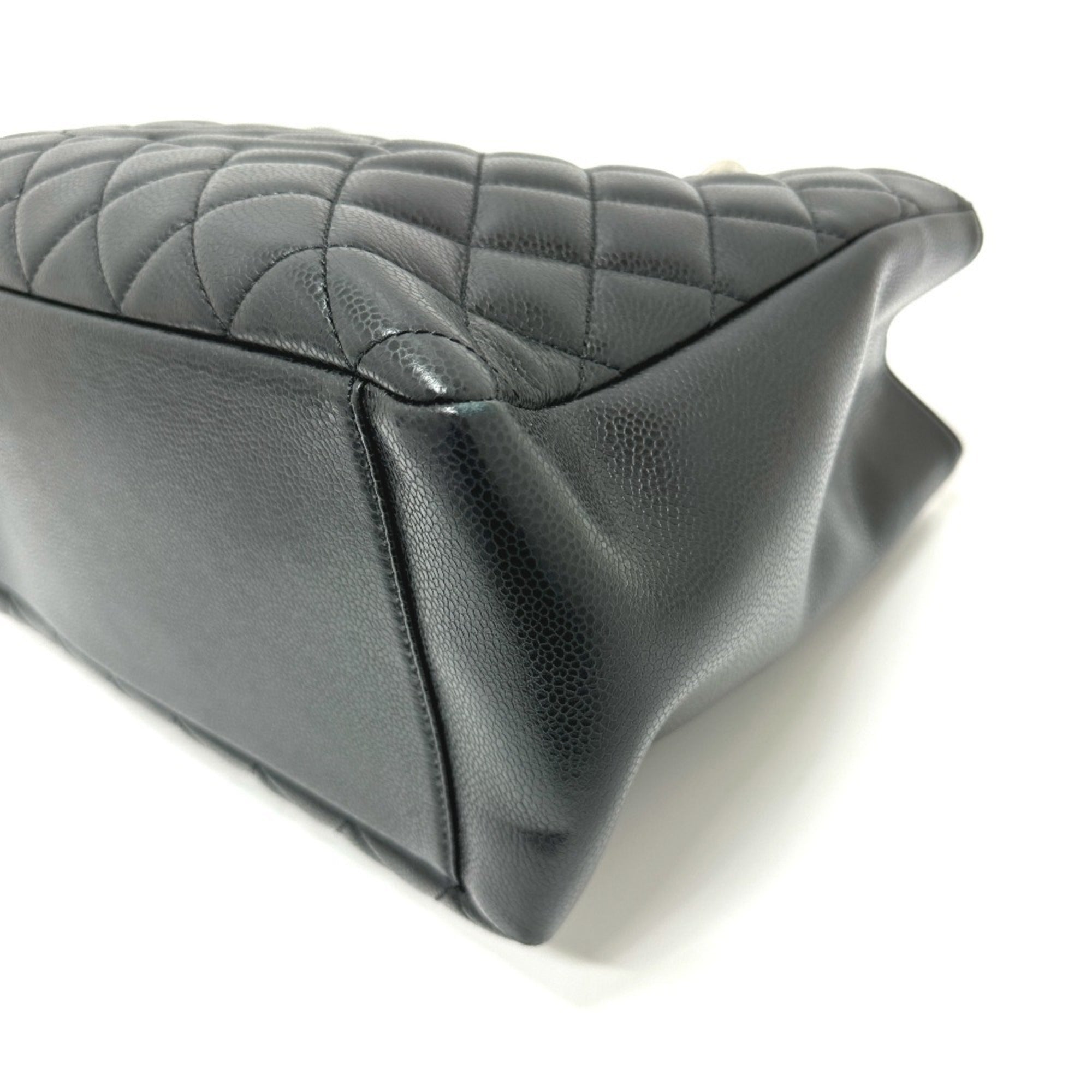 Chanel Black Grained Calfskin Handbag Tote Bag (Pre-Owned)