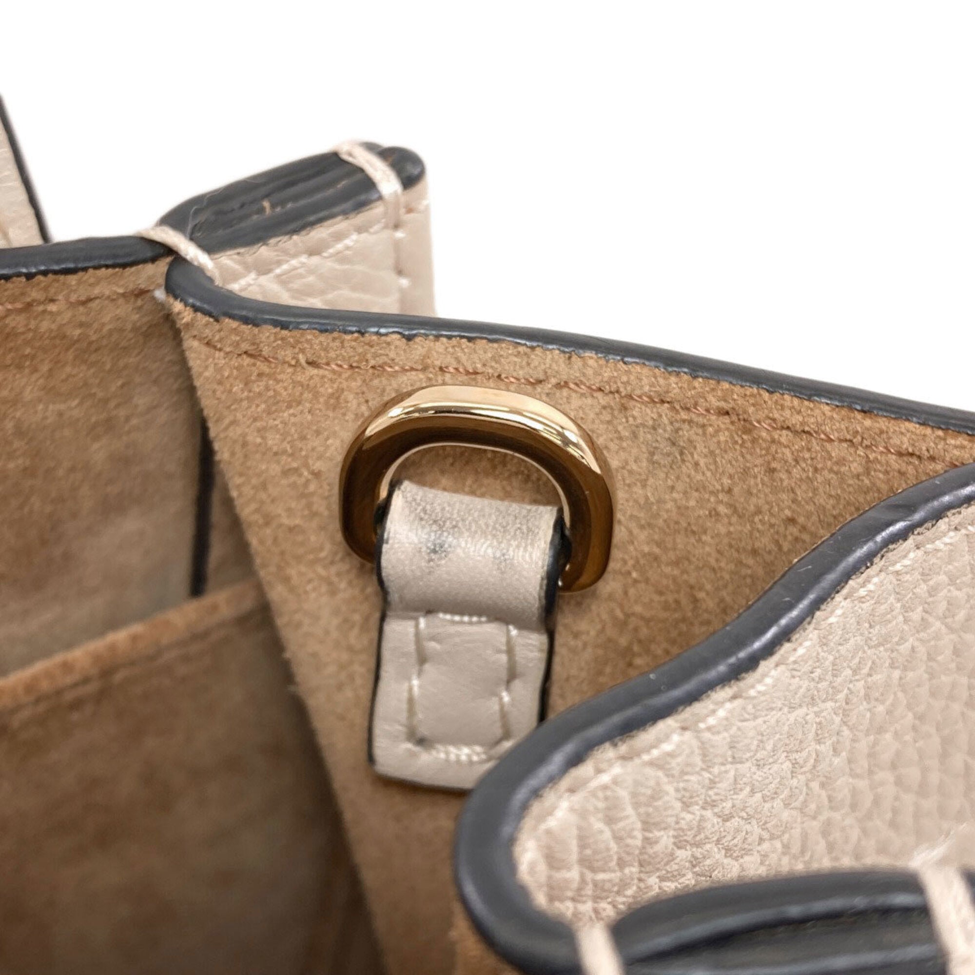 Loewe Beige Leather Handbag (Pre-Owned)