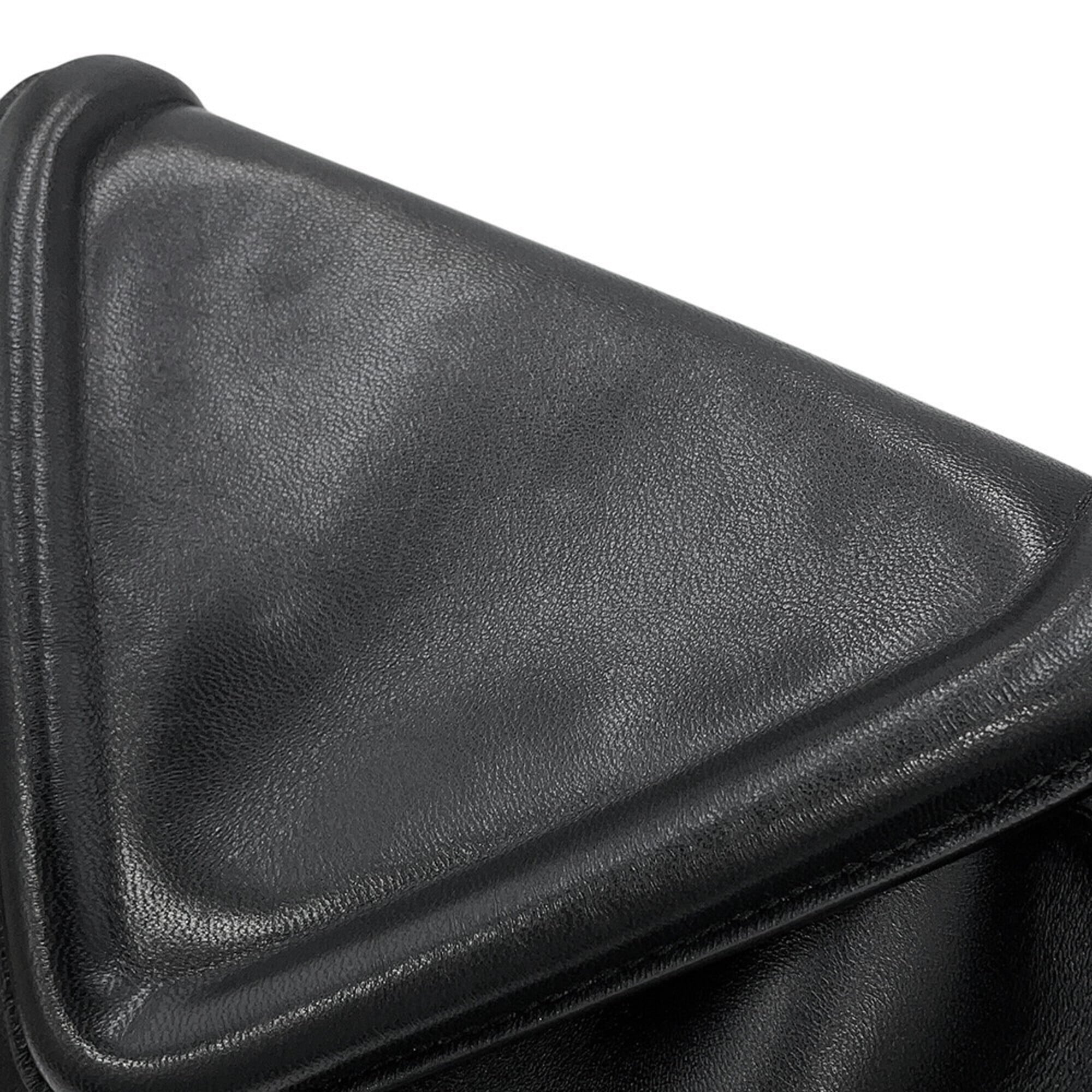 Bottega Veneta Black Leather Handbag Shoulder Bag (Pre-Owned)