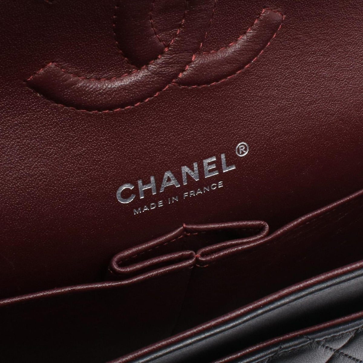 Chanel Black Leather Handbag Shoulder Bag (Pre-Owned)
