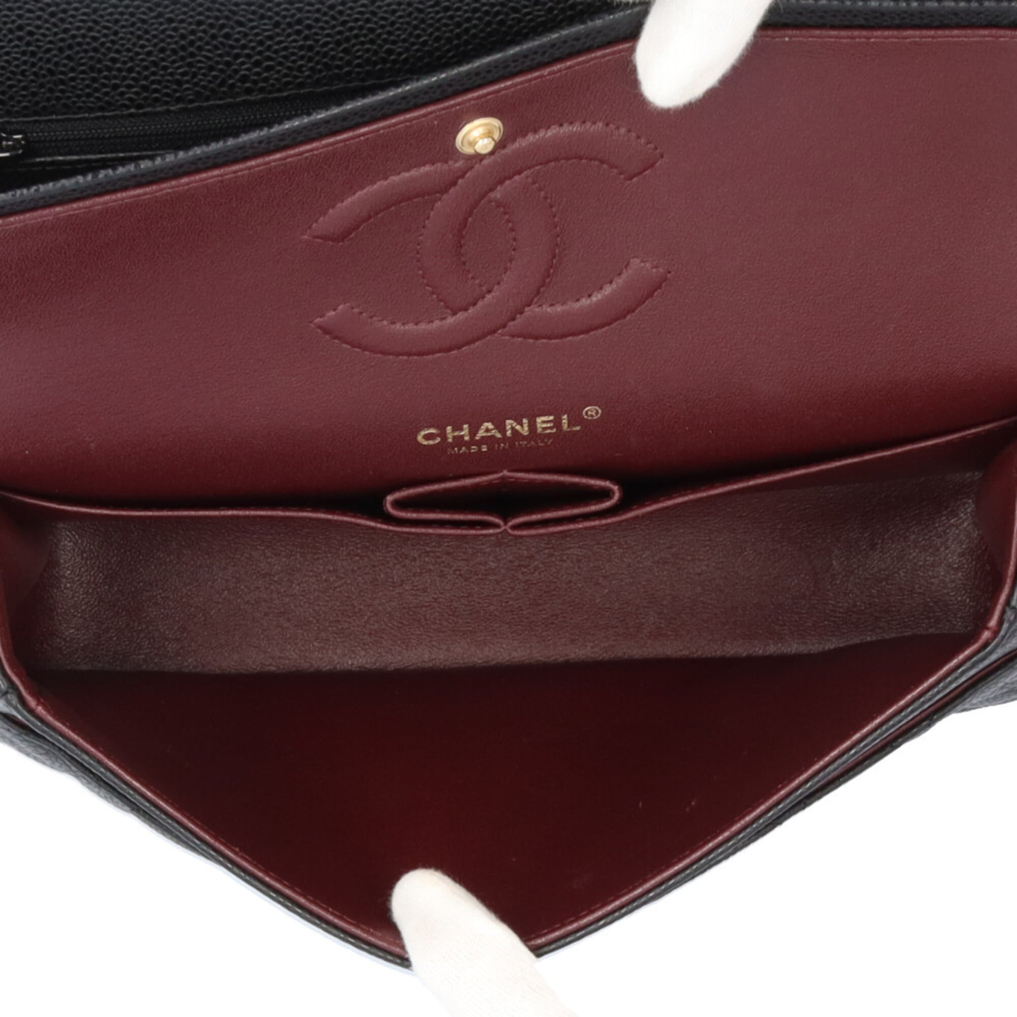 Chanel Black Grained Calfskin Shoulder Bag (Pre-Owned)