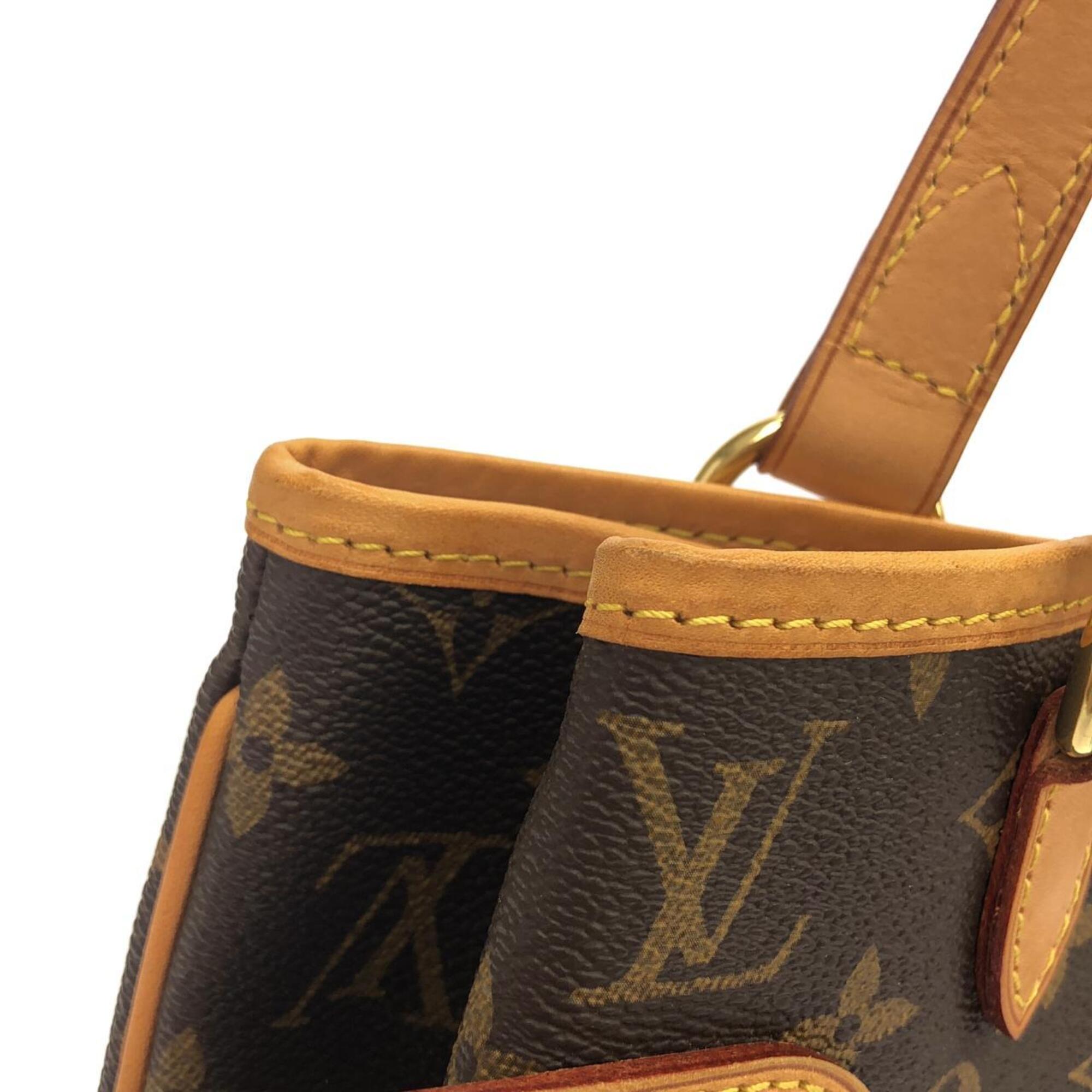 Louis Vuitton Marron Coated Canvas Shoulder Bag (Pre-Owned)
