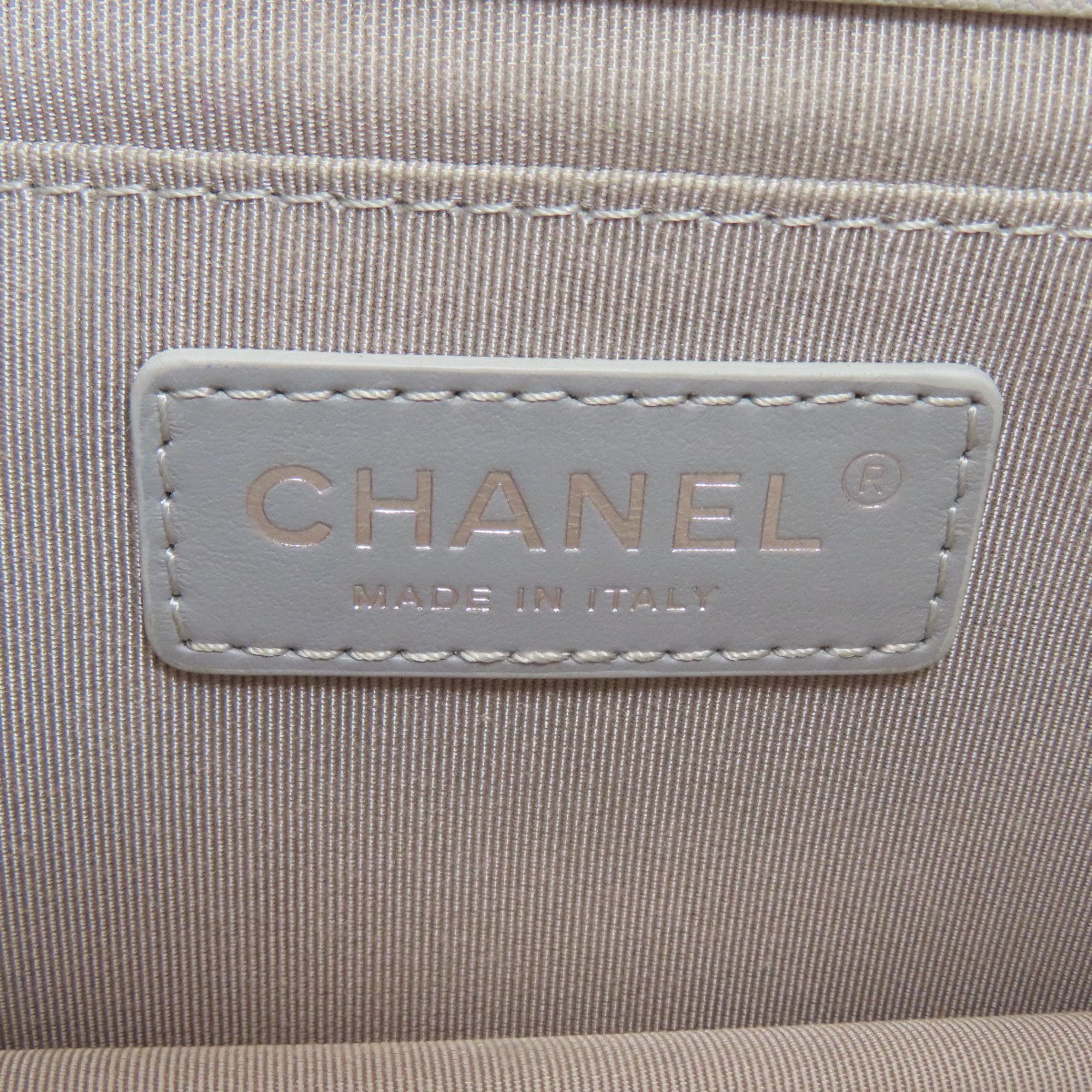 Chanel Gray Shoulder Bag (Pre-Owned)