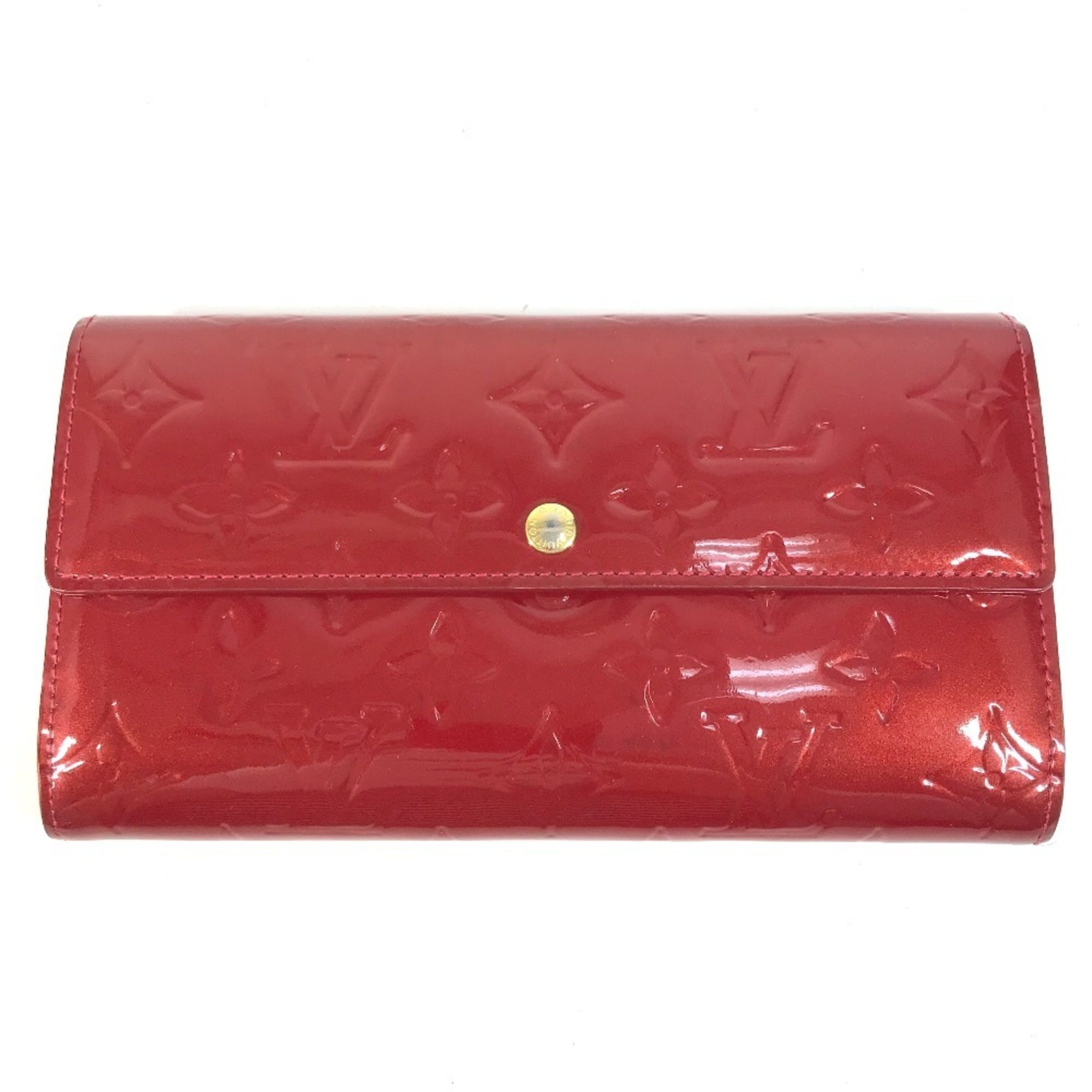 Louis Vuitton Monogram Vernis Pomme D'amour Red Color Monogram Vernis Long Wallet (Bi-Fold) (Pre-Owned)