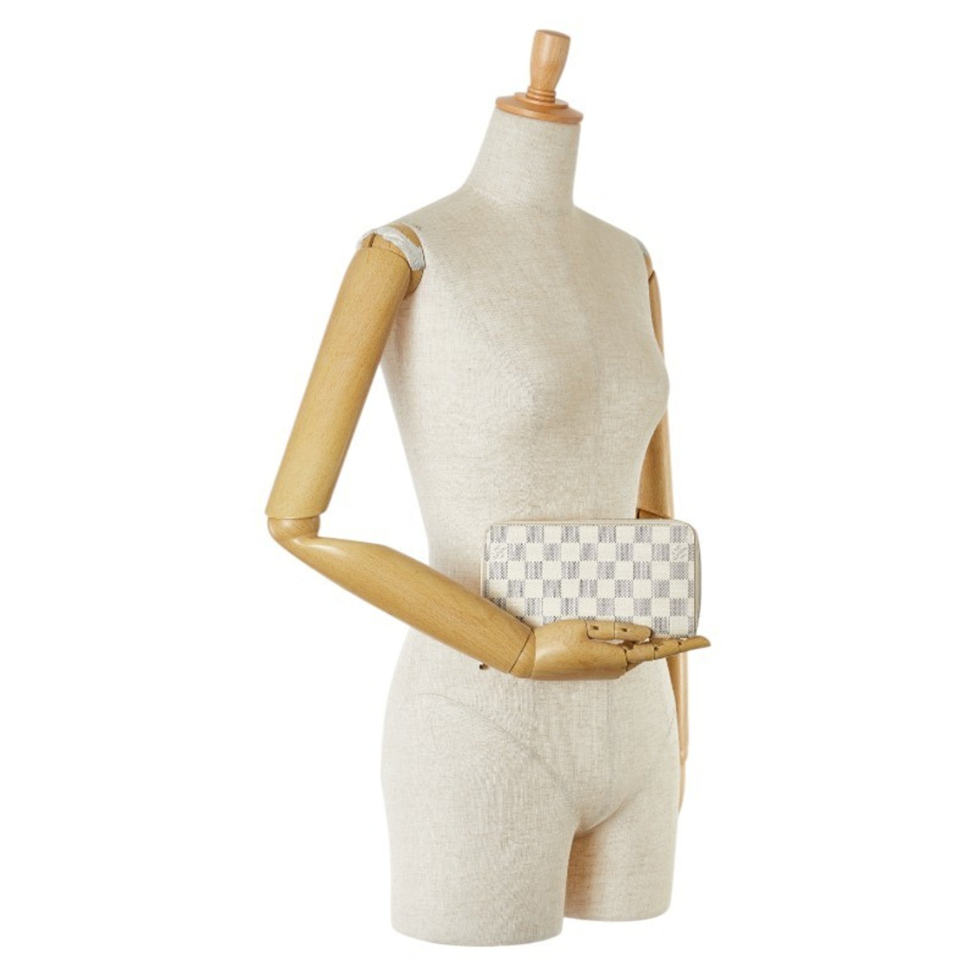 Louis Vuitton White Damier Azur Long Wallet (Bi-Fold) (Pre-Owned)