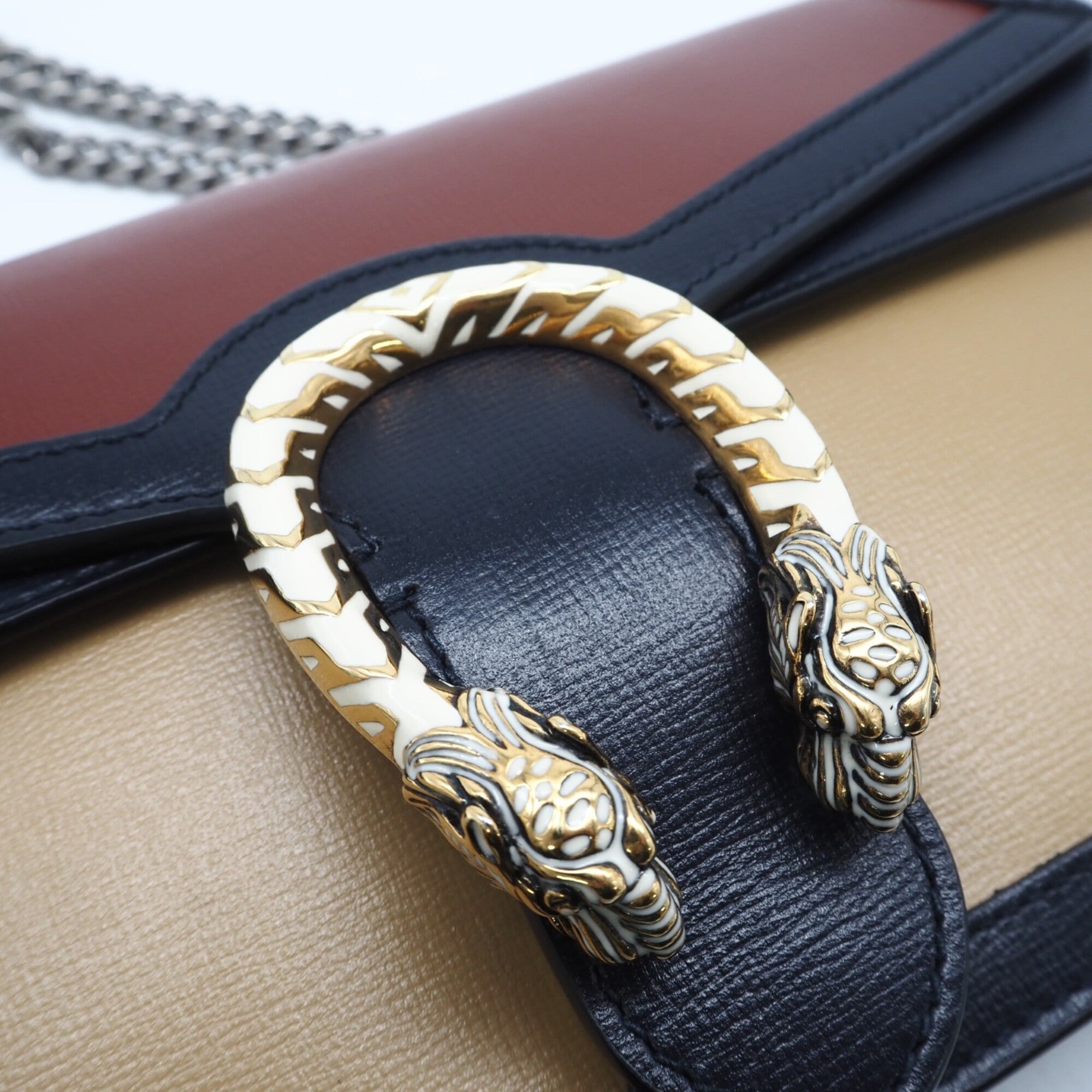 Gucci Multi-Color Leather Chain/Shoulder Wallet (Pre-Owned)