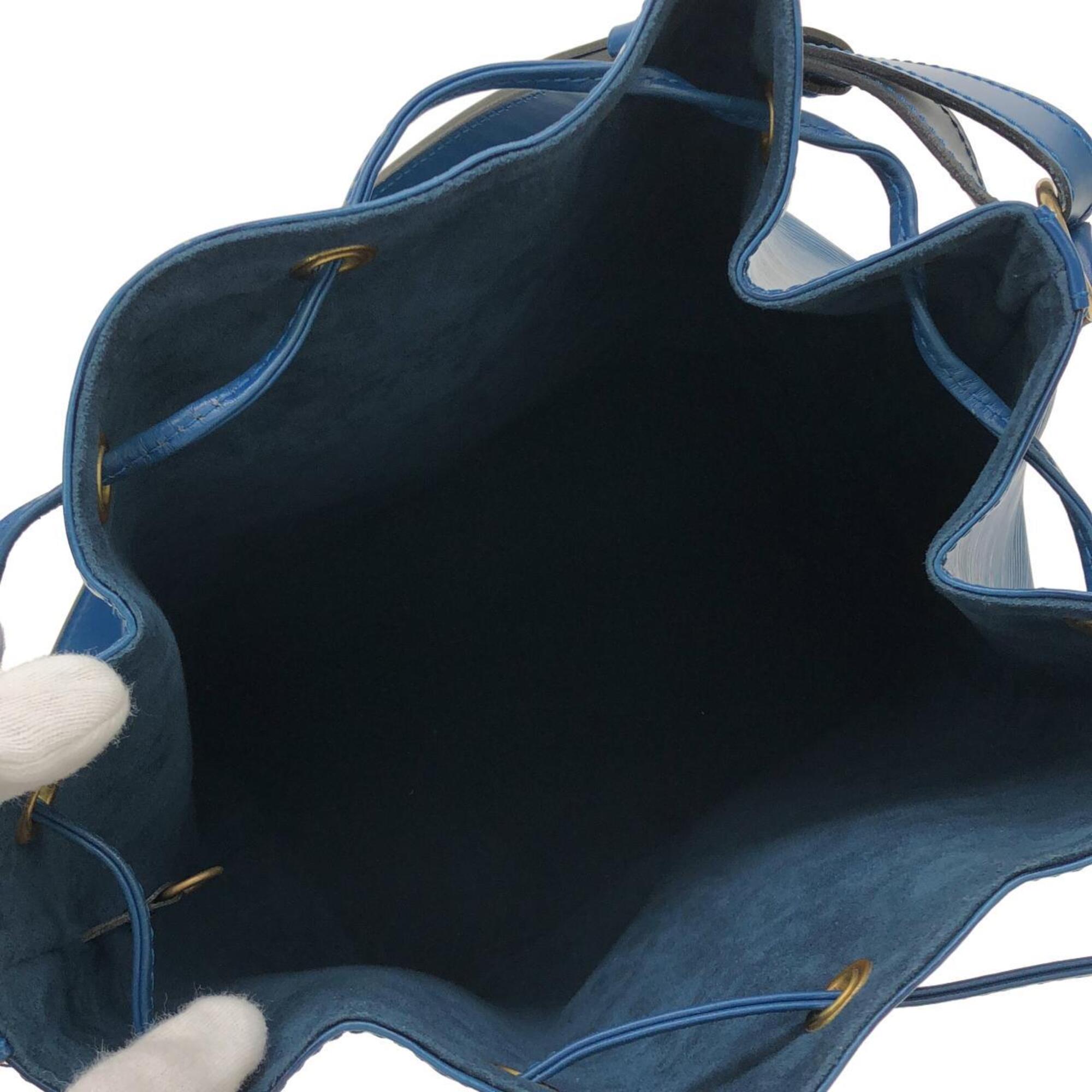 Louis Vuitton Blue Leather Shoulder Bag (Pre-Owned)