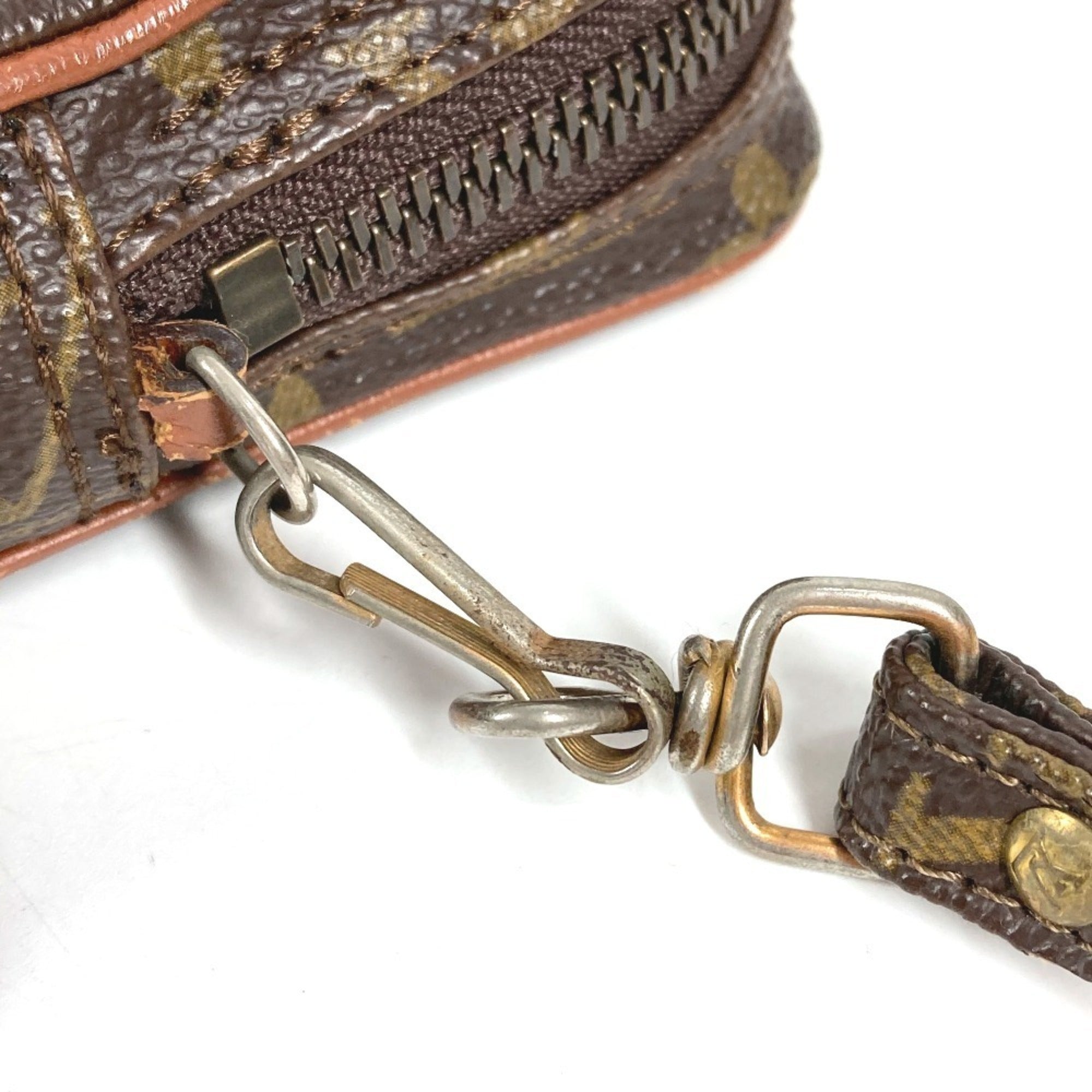 Louis Vuitton Brown Galle Monogram Pochette Shoulder Bag (Pre-Owned)