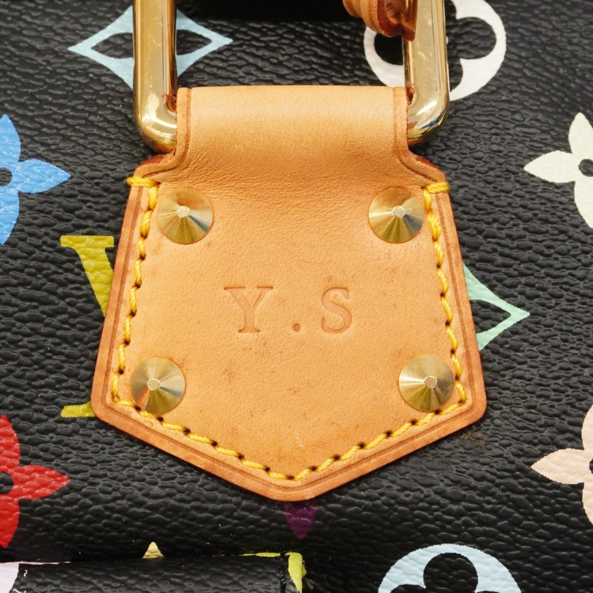 Louis Vuitton Noir Handbag (Pre-Owned)