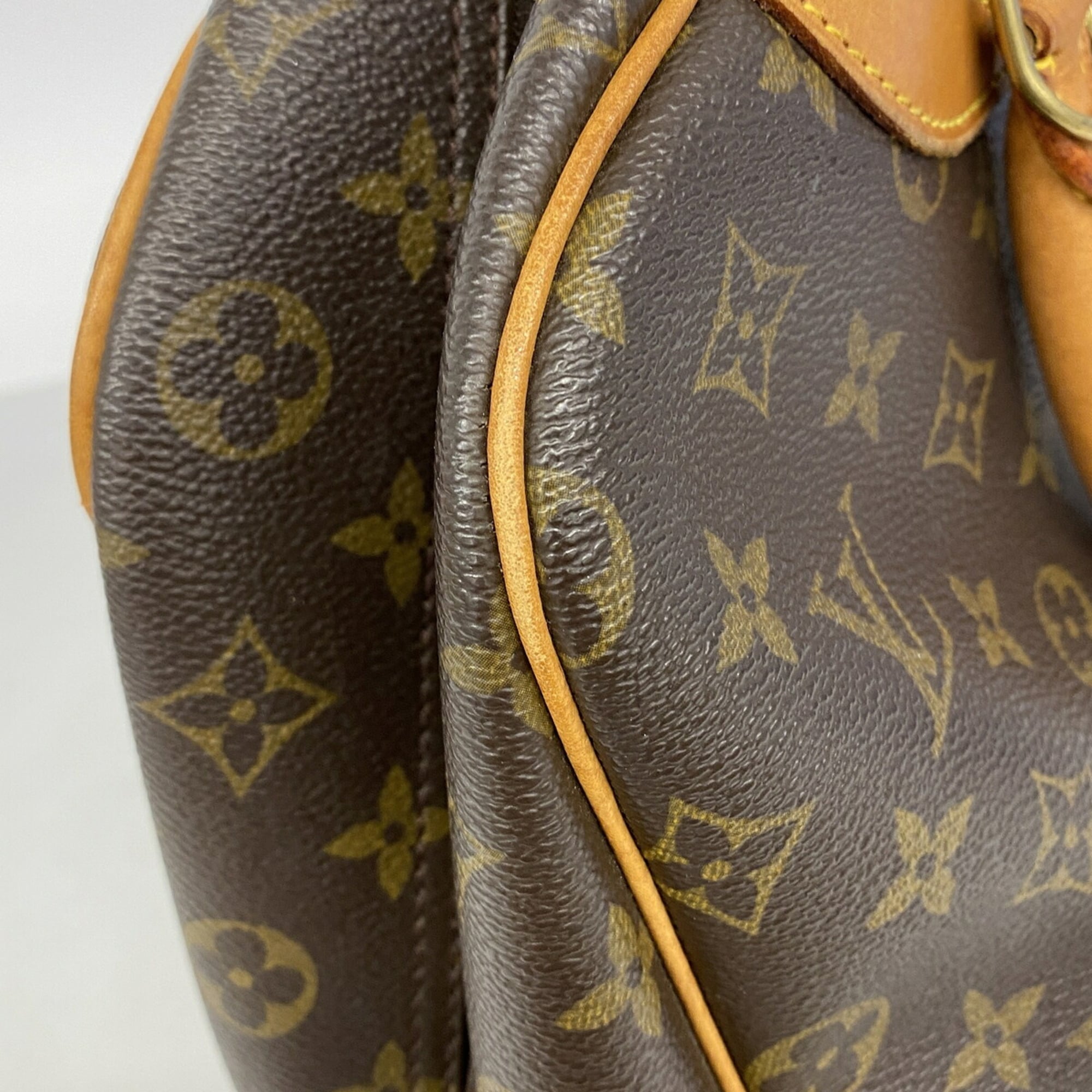 Louis Vuitton Brown Handbag (Pre-Owned)