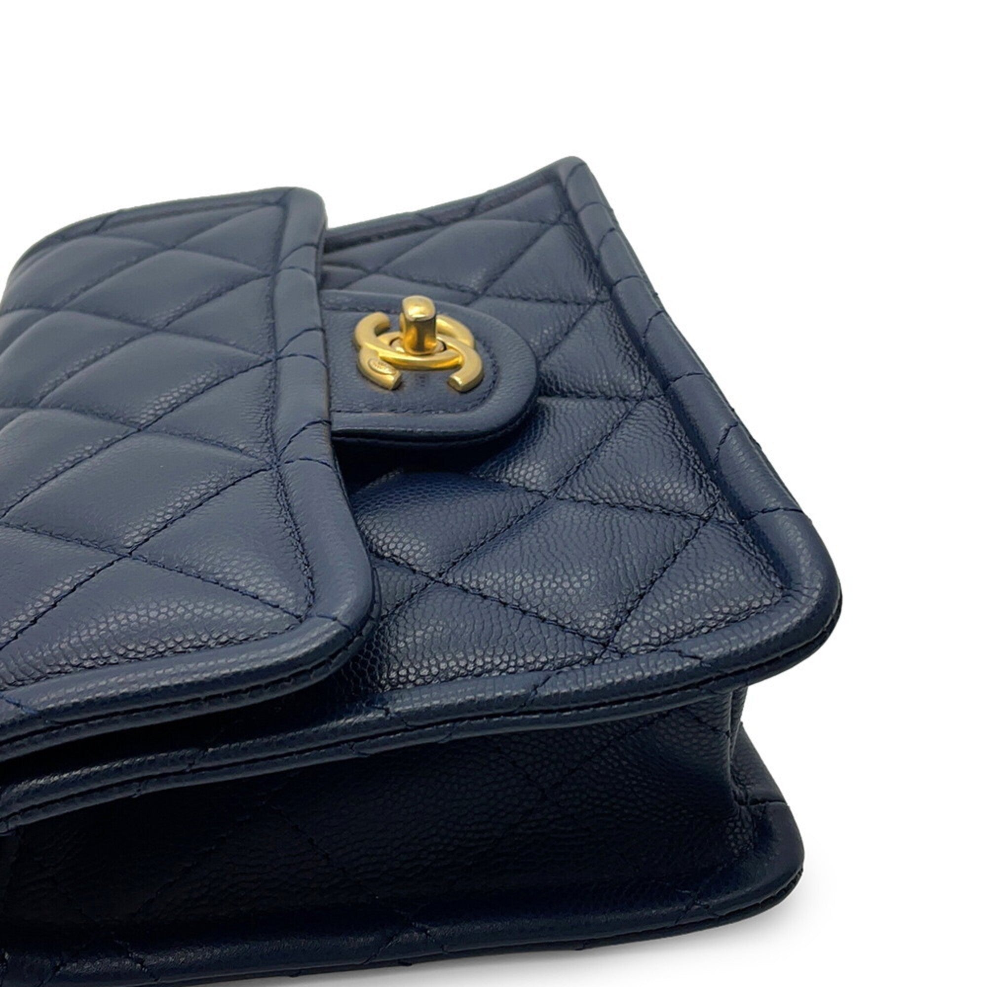 Chanel Matelasse Navy Grained Calfskin Handbag Shoulder Bag (Pre-Owned)