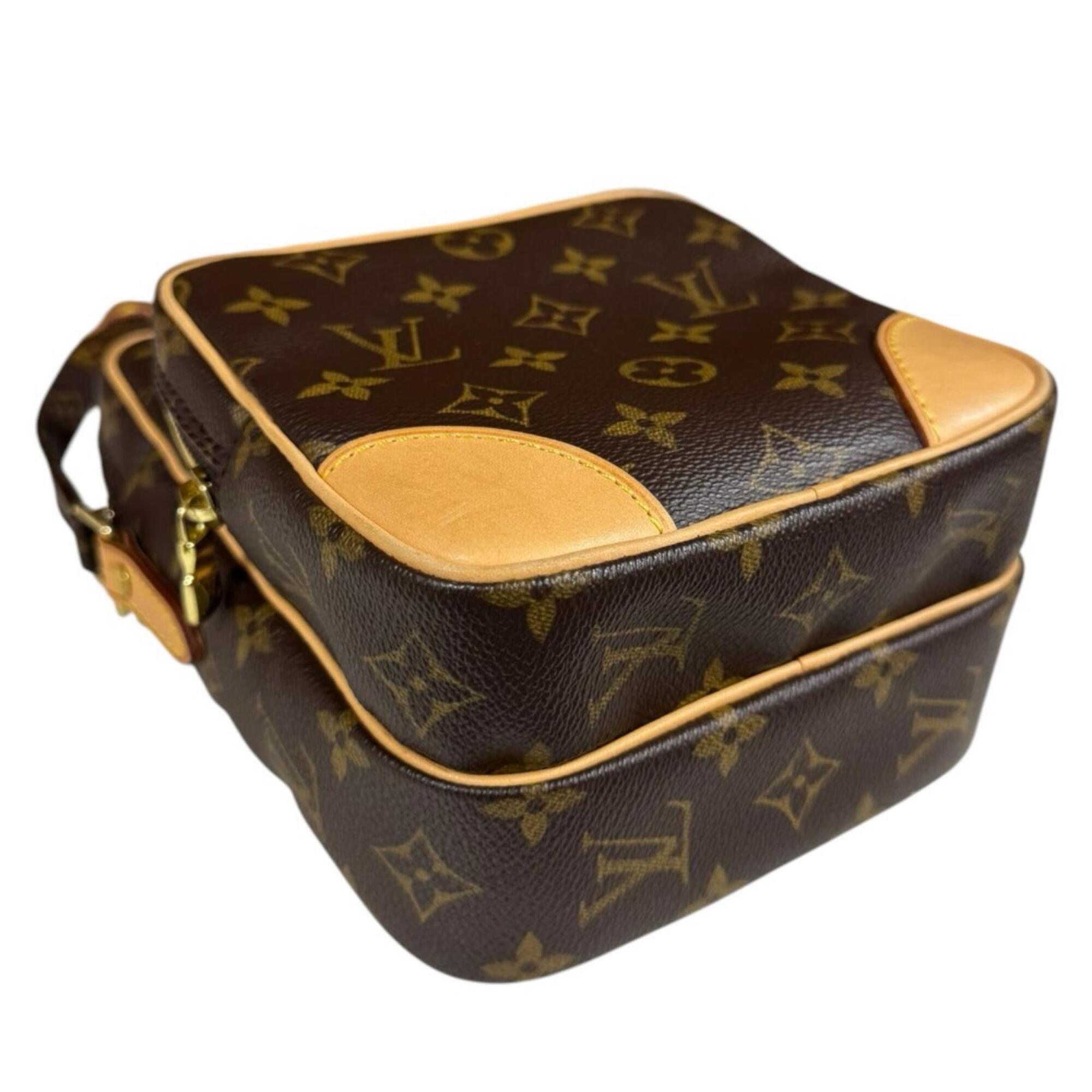 Louis Vuitton Monogram Brown Monogram Shoulder Bag (Pre-Owned)