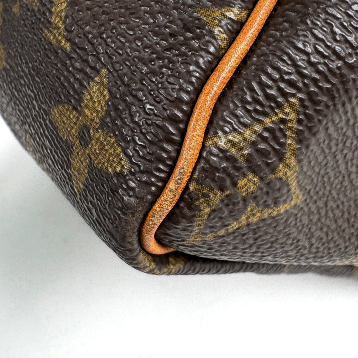 Louis Vuitton Brown Monogram Handbag (Pre-Owned)