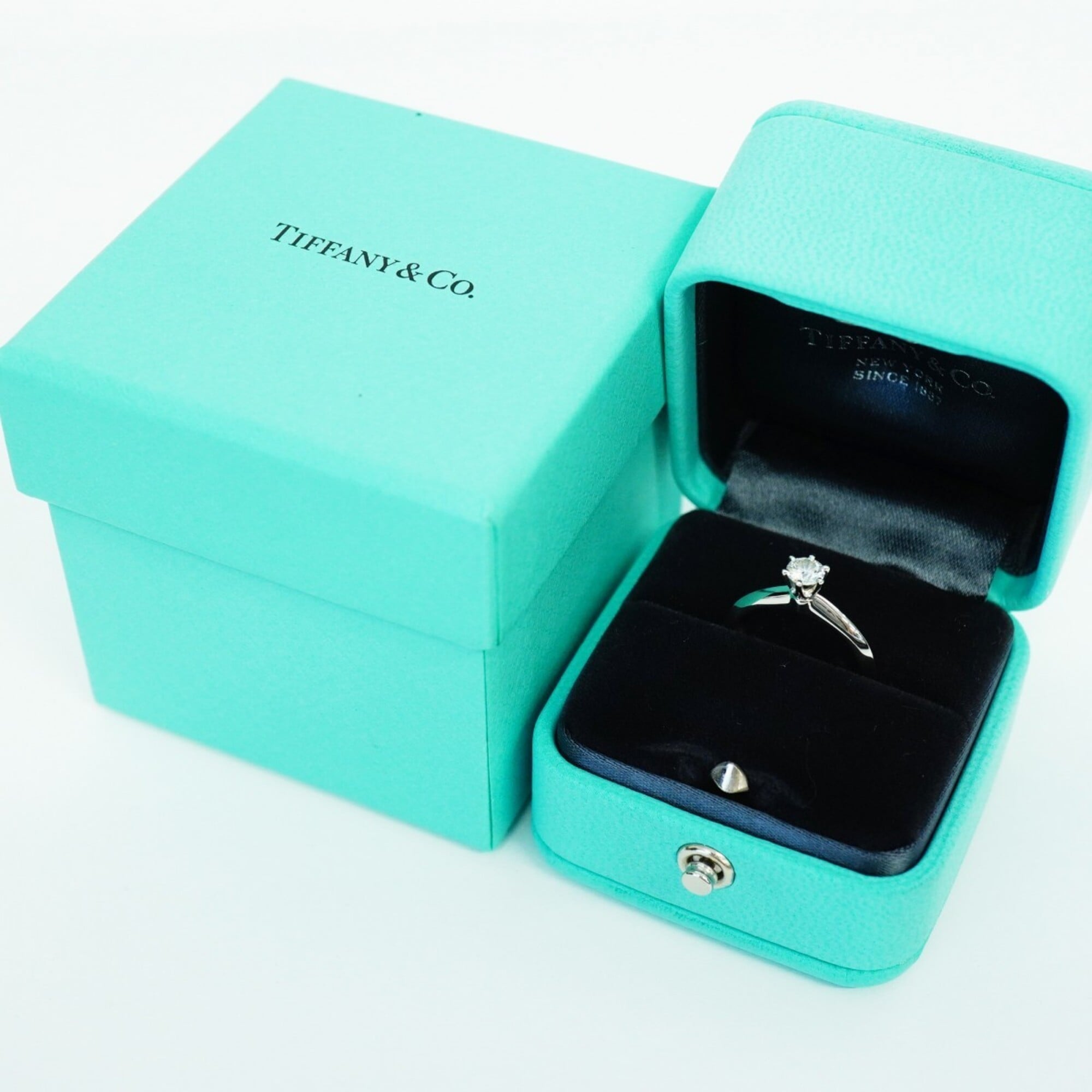 Tiffany Platinum 950 Band Ring (Pre-Owned)
