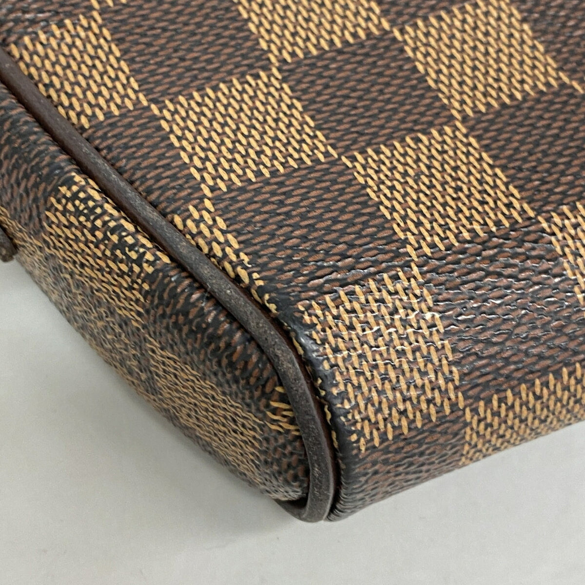 Louis Vuitton Ebene Shoulder Bag (Pre-Owned)