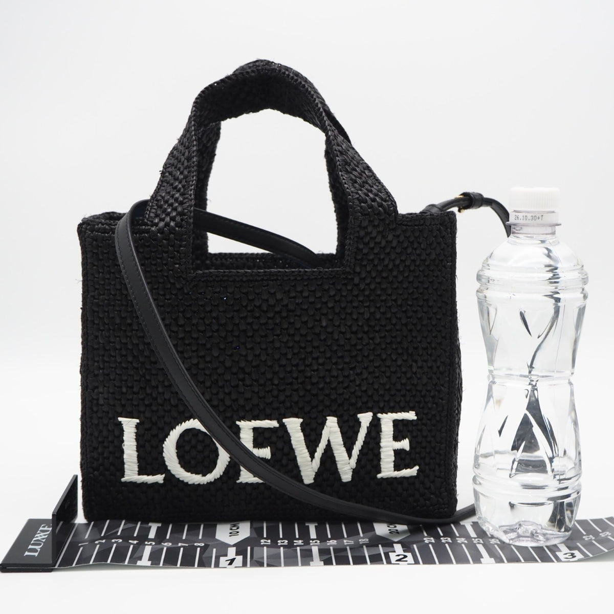 Loewe Black White Raffia Leather Handbag (Pre-Owned)