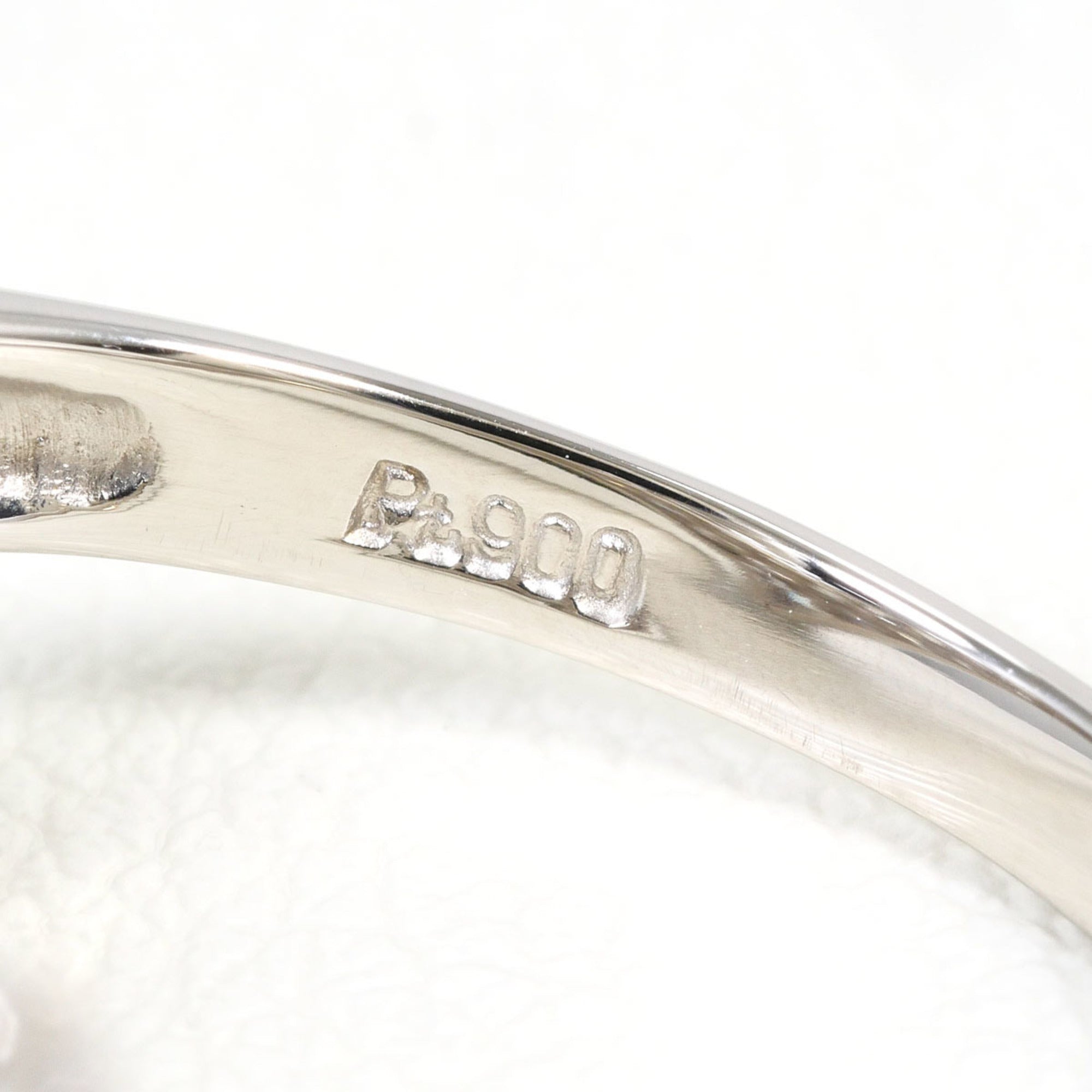 Unbranded Platinum Platinum 900 Band Ring (Pre-Owned)