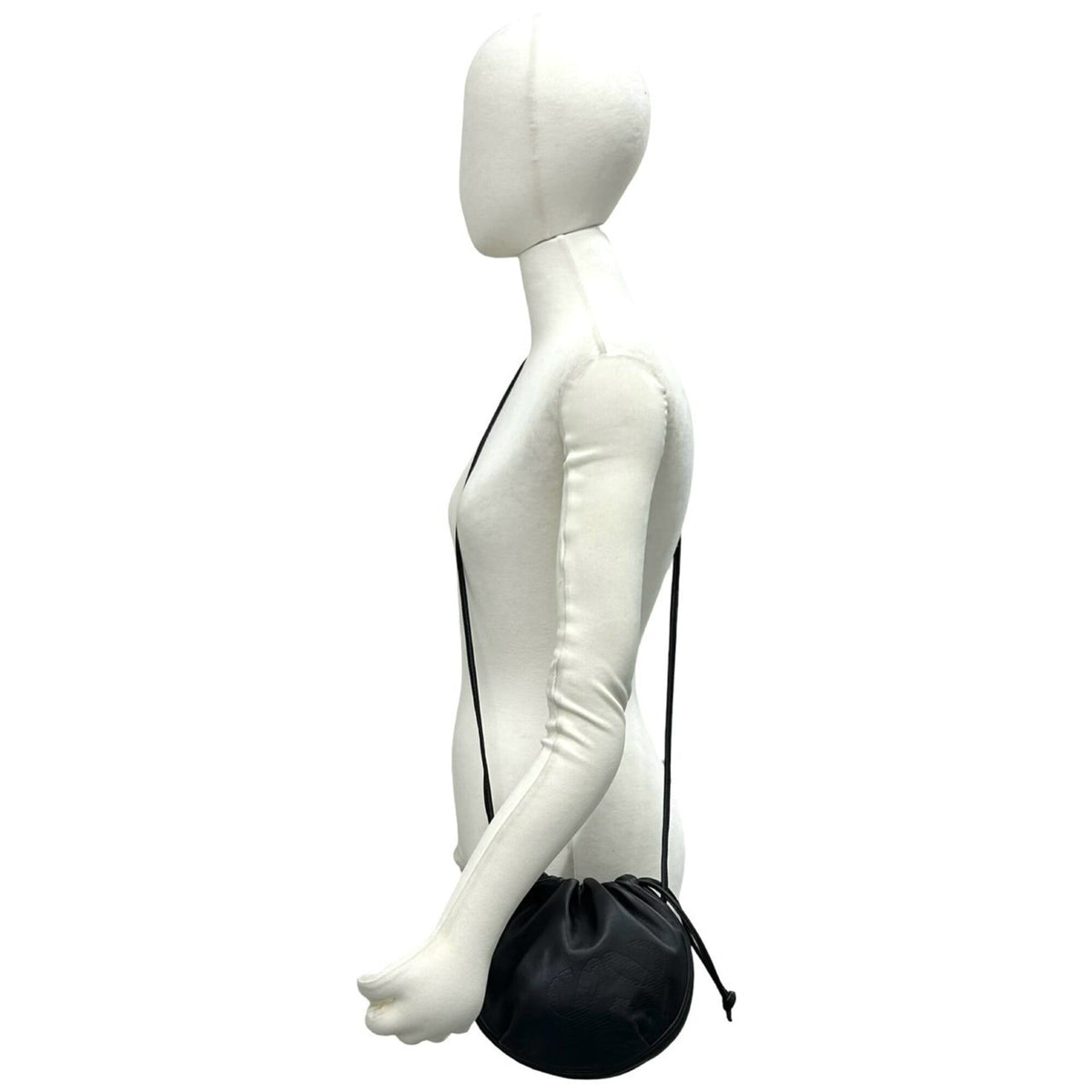 Loewe Black Leather Pochette Shoulder Bag (Pre-Owned)