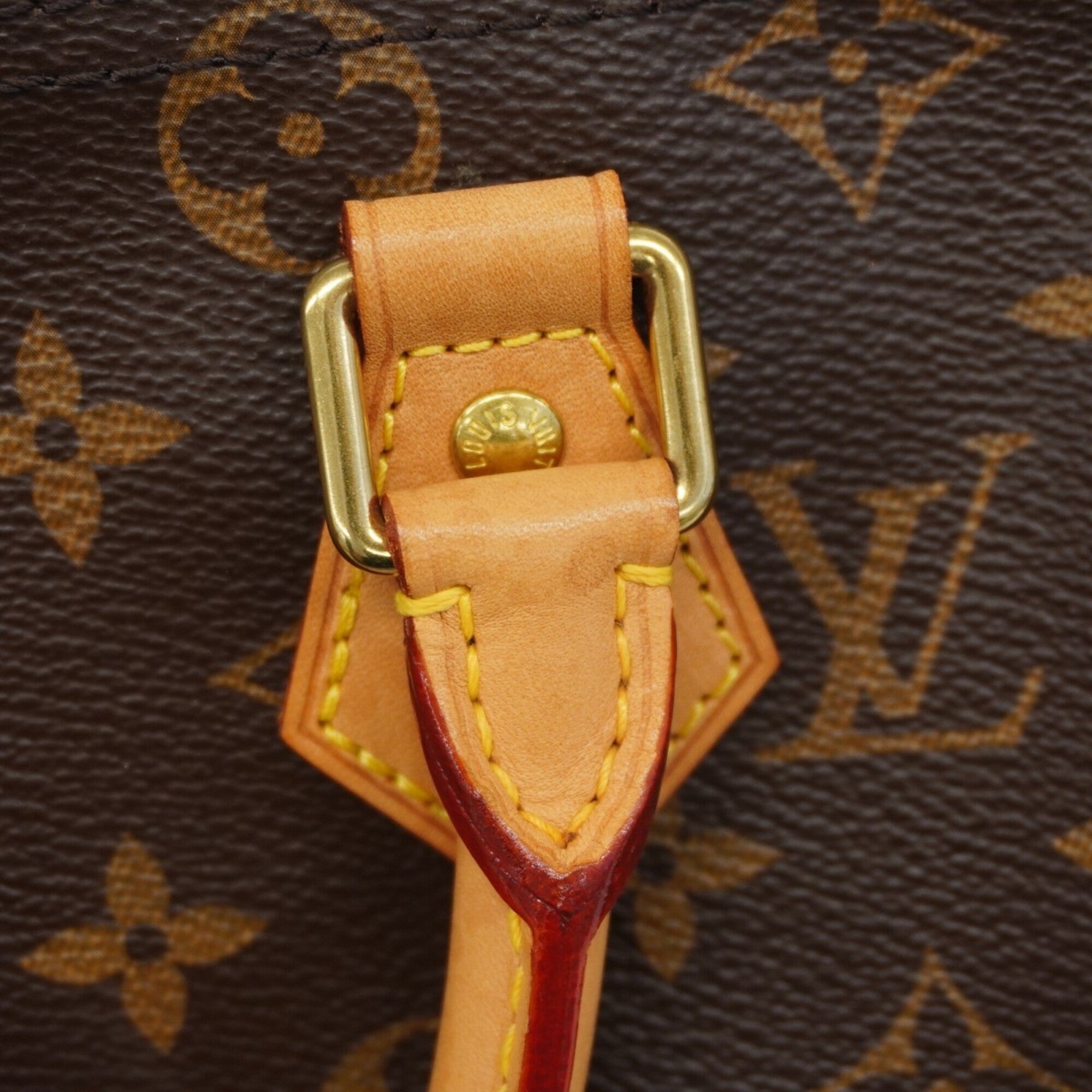 Louis Vuitton Brown Handbag (Pre-Owned)
