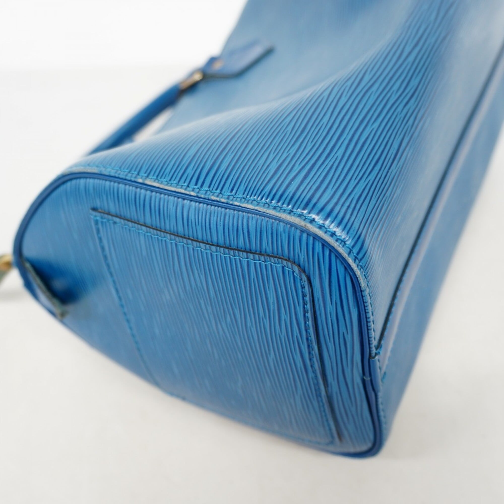 Louis Vuitton Toledo Blue Handbag (Pre-Owned)
