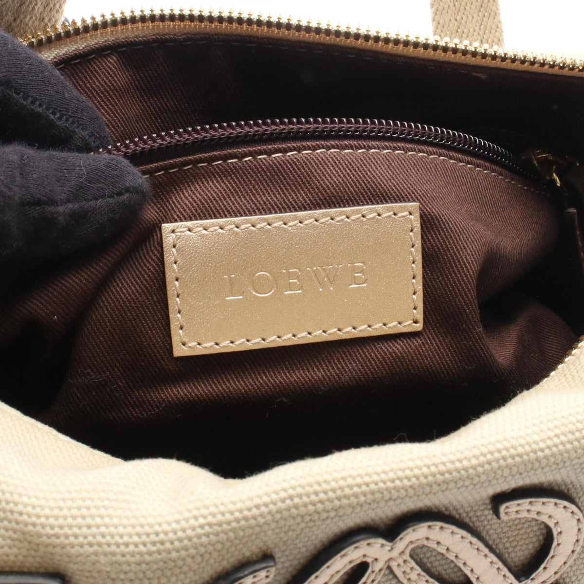 Loewe Beige Canvas Handbag (Pre-Owned)