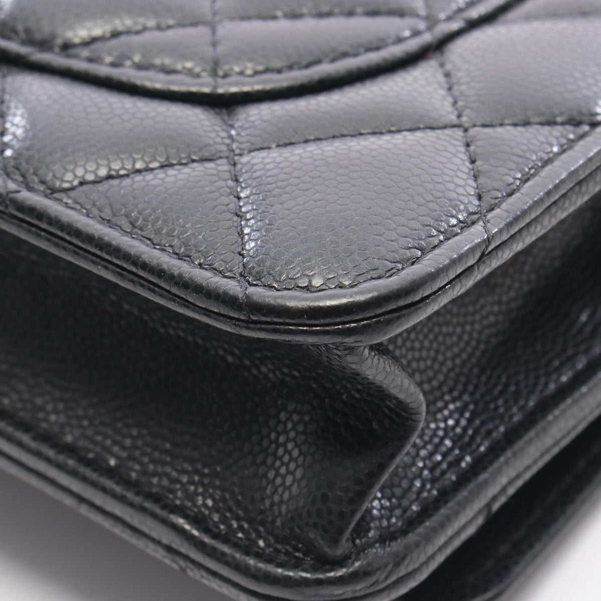 Chanel Black Grained Calfskin Shoulder Bag (Pre-Owned)