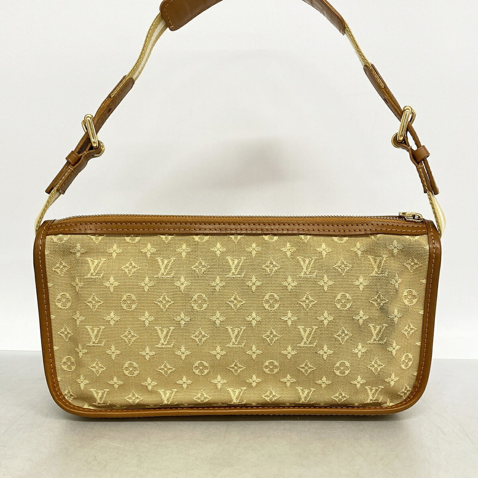 Louis Vuitton Beige Shoulder Bag (Pre-Owned)