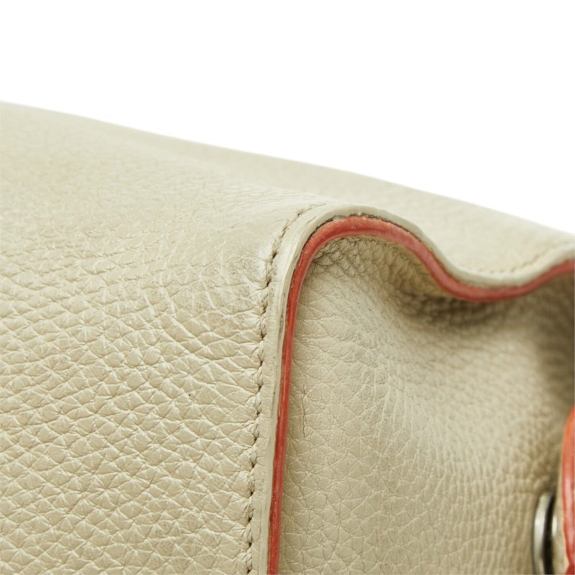 Fendi Beige Grayish Leather Handbag Shoulder Bag (Pre-Owned)