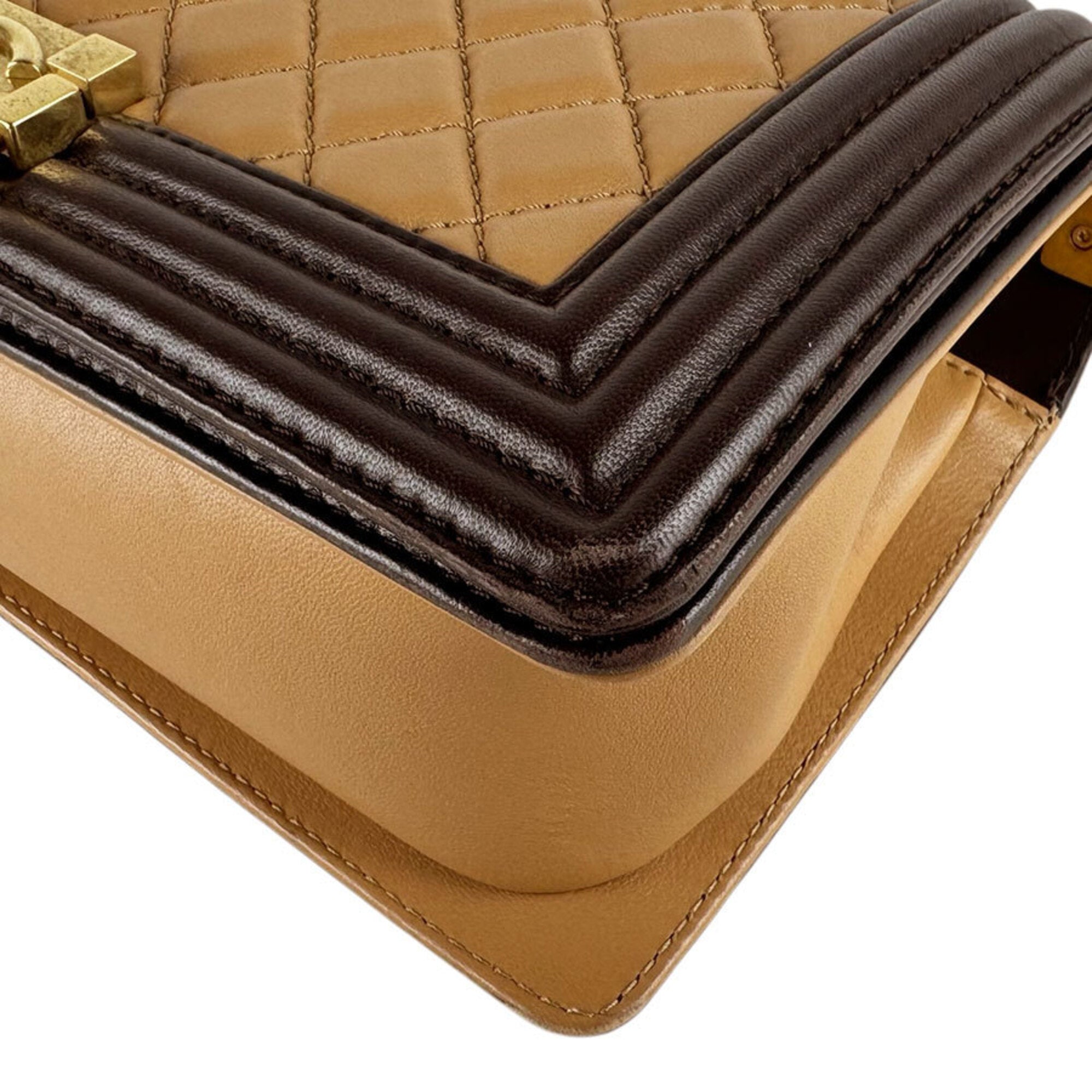 Chanel Beige Brown Leather Shoulder Bag (Pre-Owned)