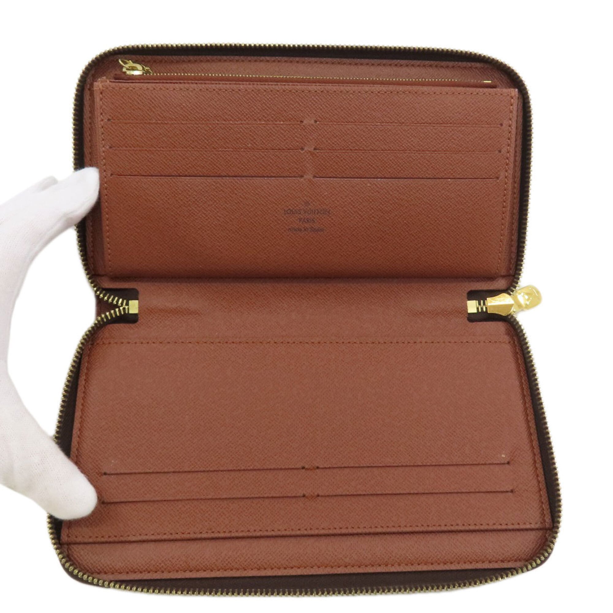 Louis Vuitton Monogram Monogram Canvas Long Wallet (Bi-Fold) (Pre-Owned)