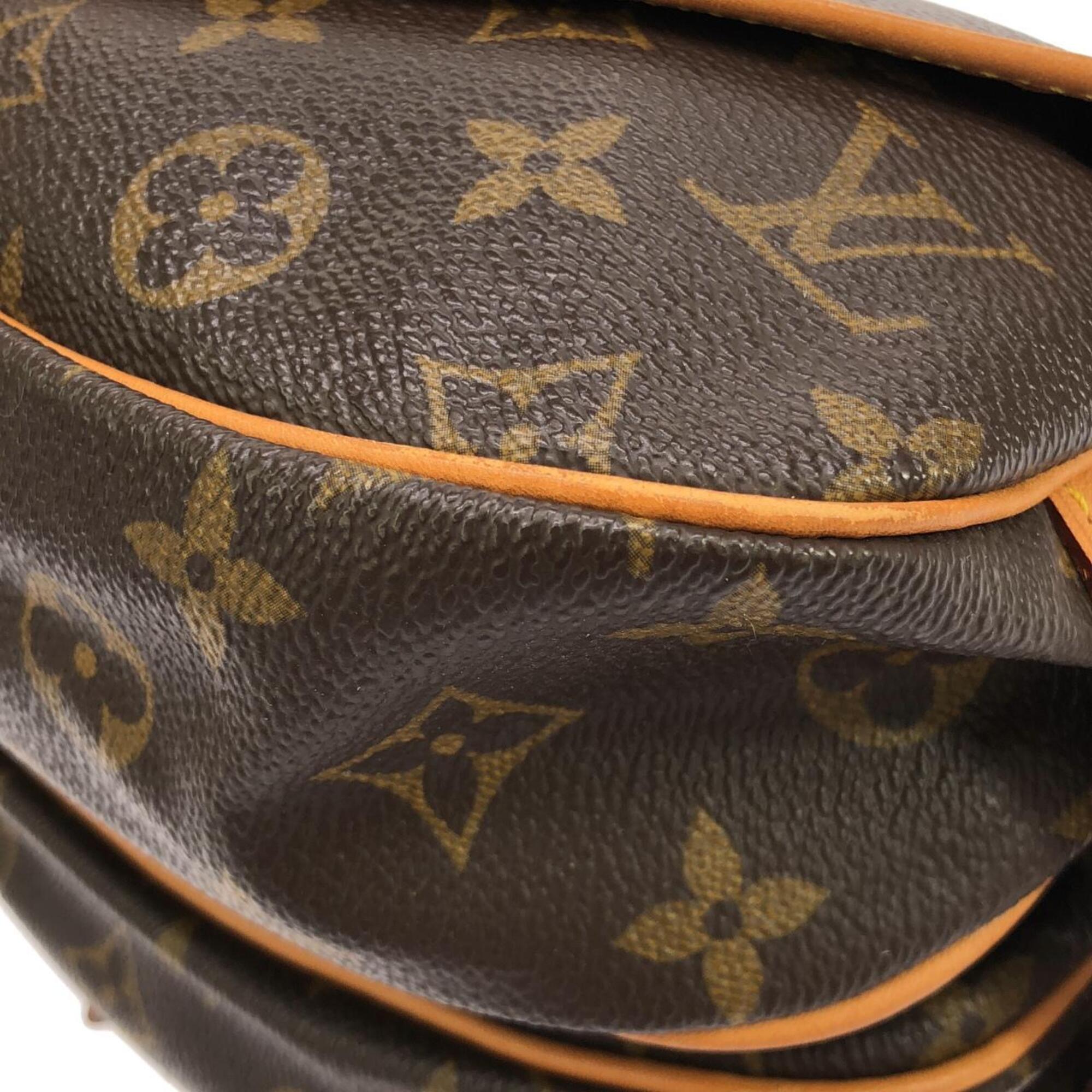 Louis Vuitton Marron Coated Canvas Shoulder Bag (Pre-Owned)