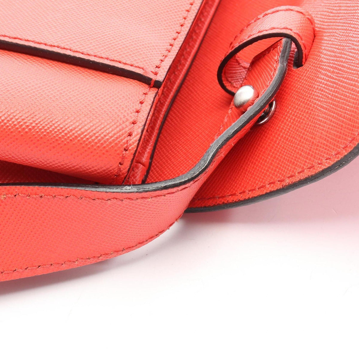 Mcm Red Color Leather Handbag (Pre-Owned)