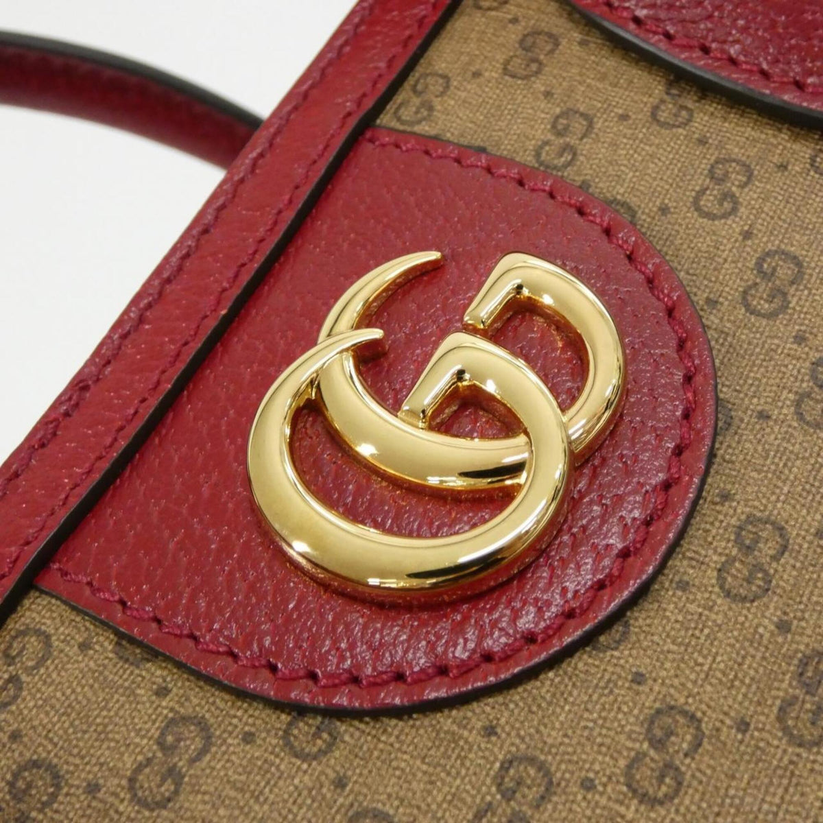 Gucci Beige Cherry Red Gg Supreme Handbag (Pre-Owned)