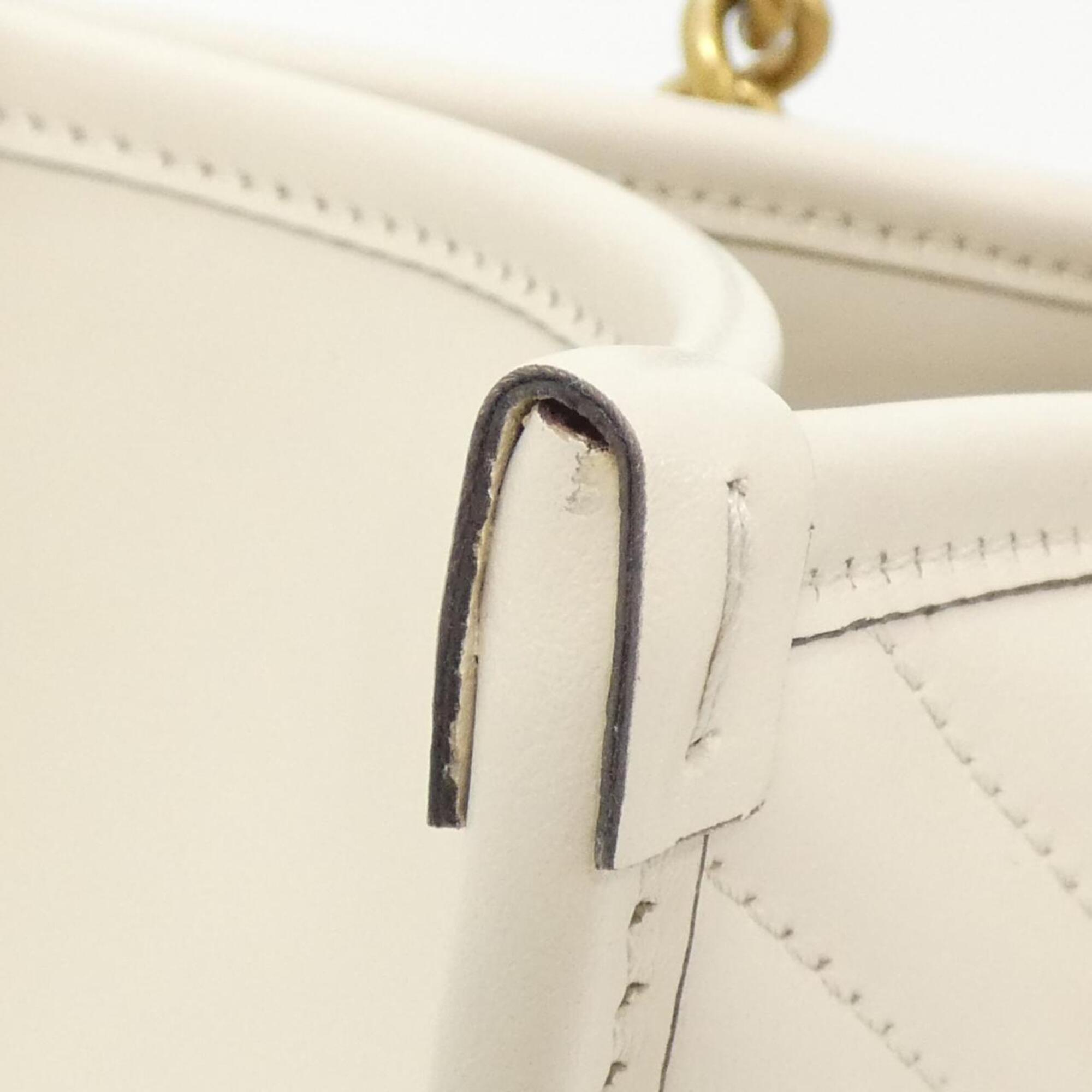 Gucci White Quilting Leather Shoulder Bag (Pre-Owned)