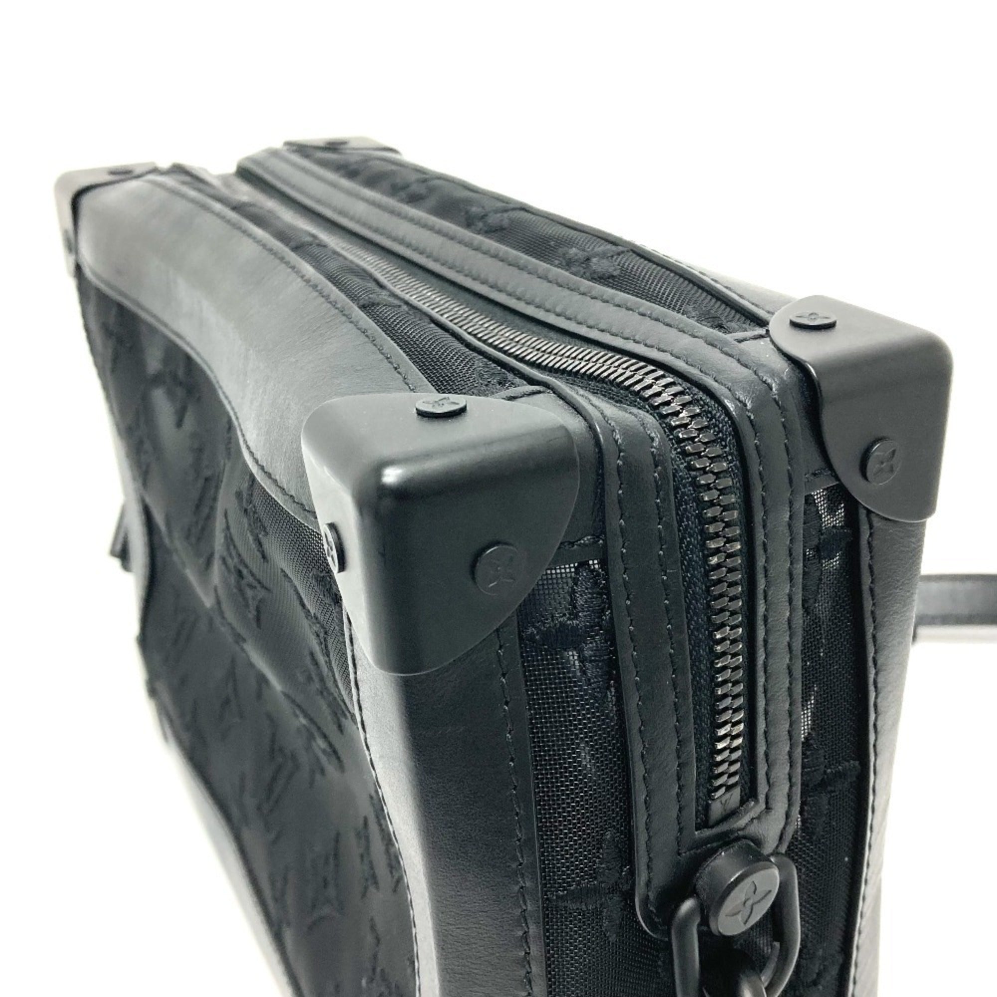 Louis Vuitton Black Mesh Leather Shoulder Bag (Pre-Owned)