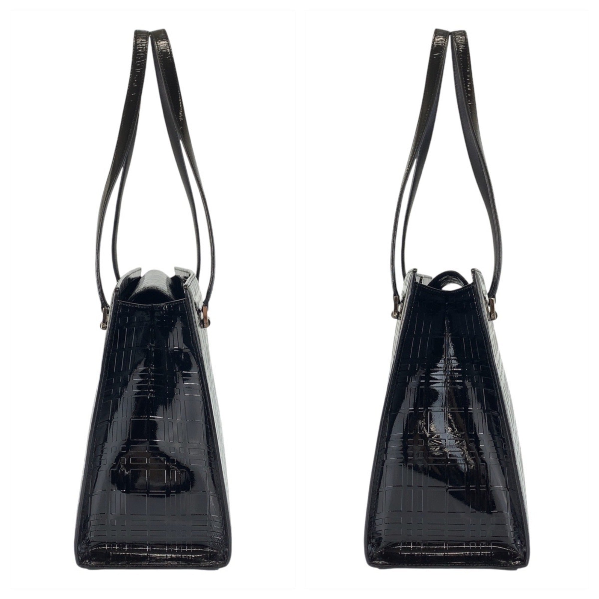 Burberry Black Patent Leather Shoulder Bag (Pre-Owned)