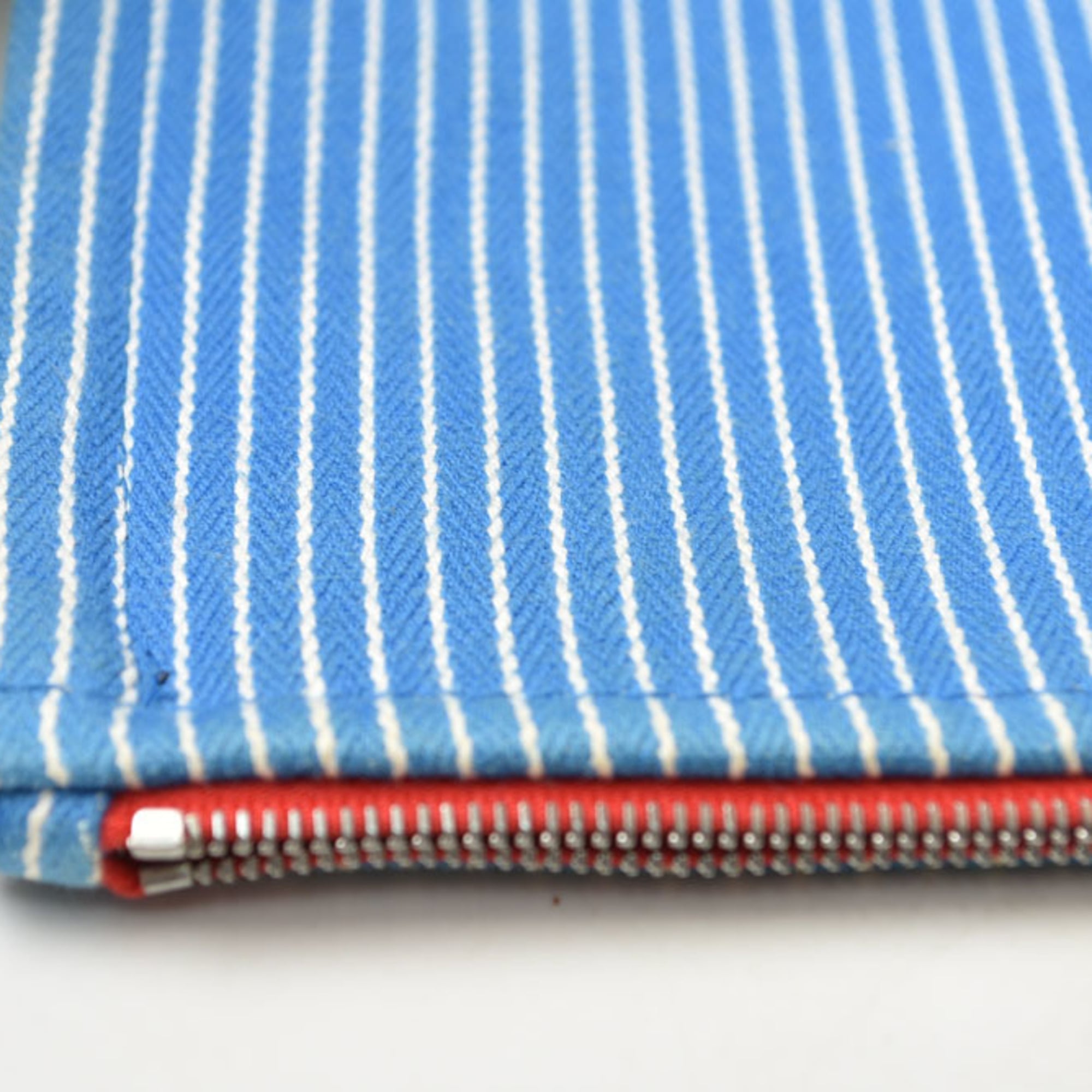 Hermes Blue White Cotton Pouch (Pre-Owned)